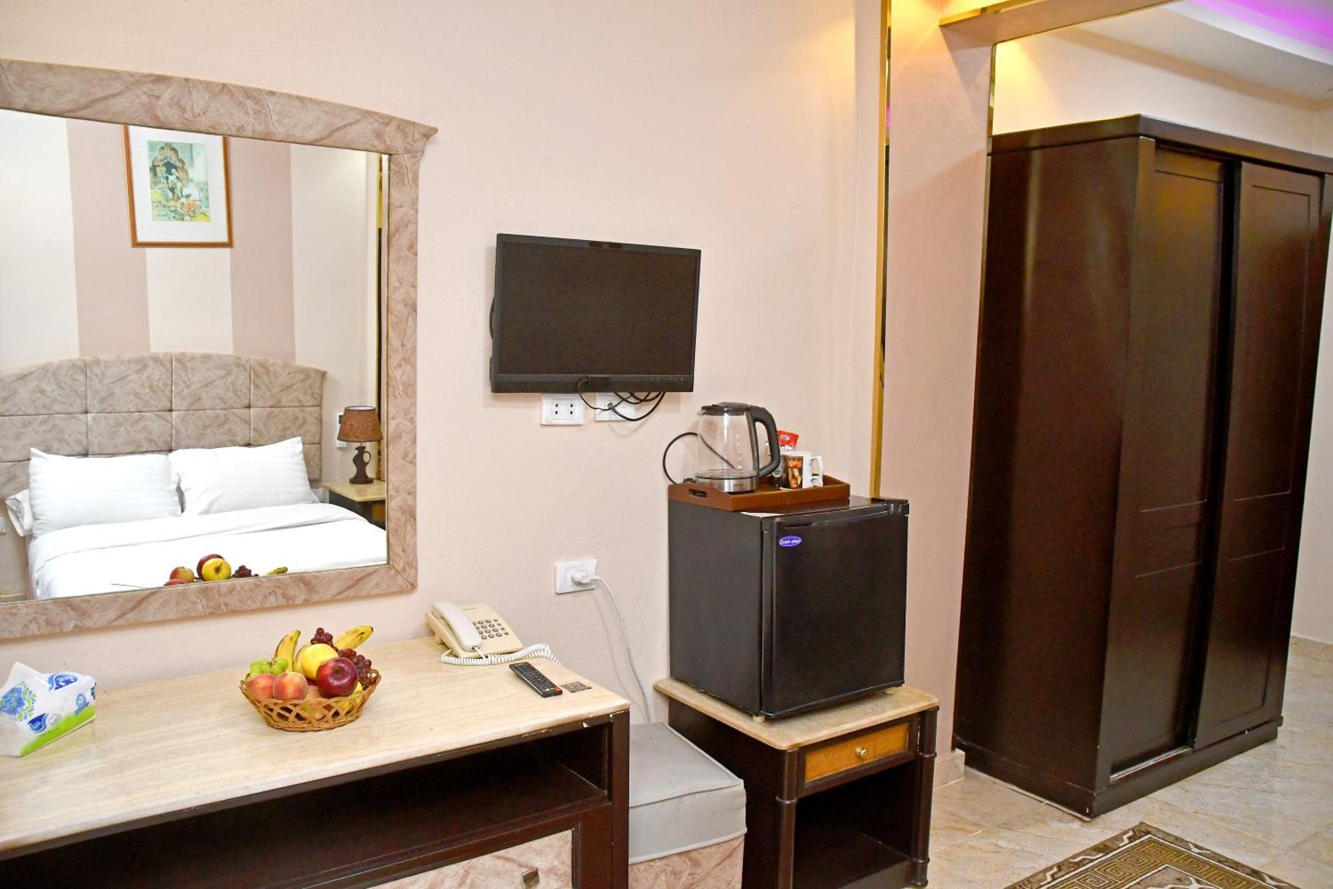 Nun Pyramids Hotel - Photo 15