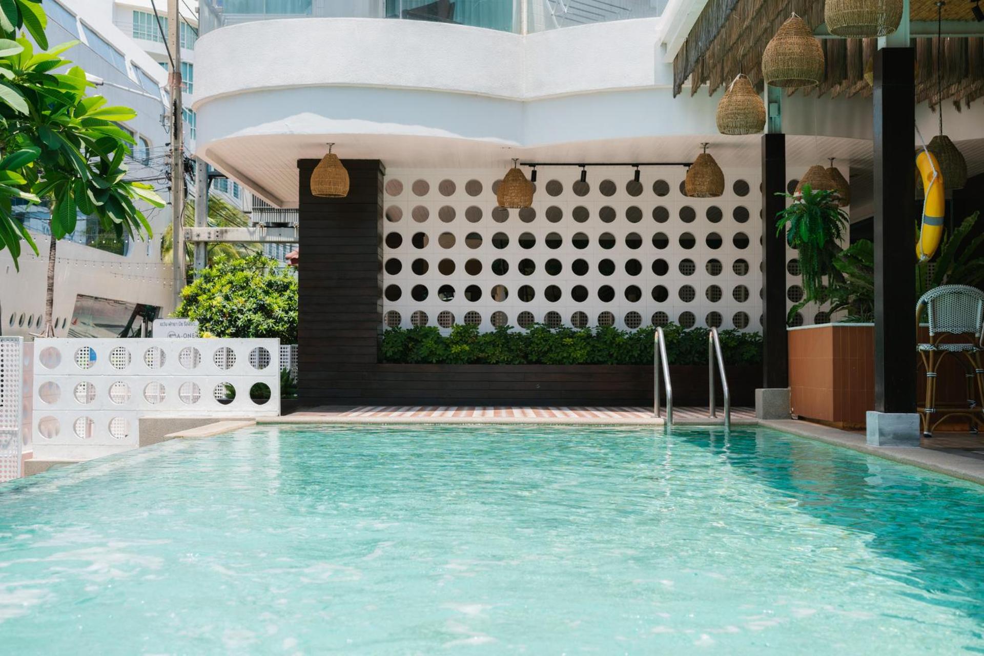 A-One New Wing Hotel - Photo 7