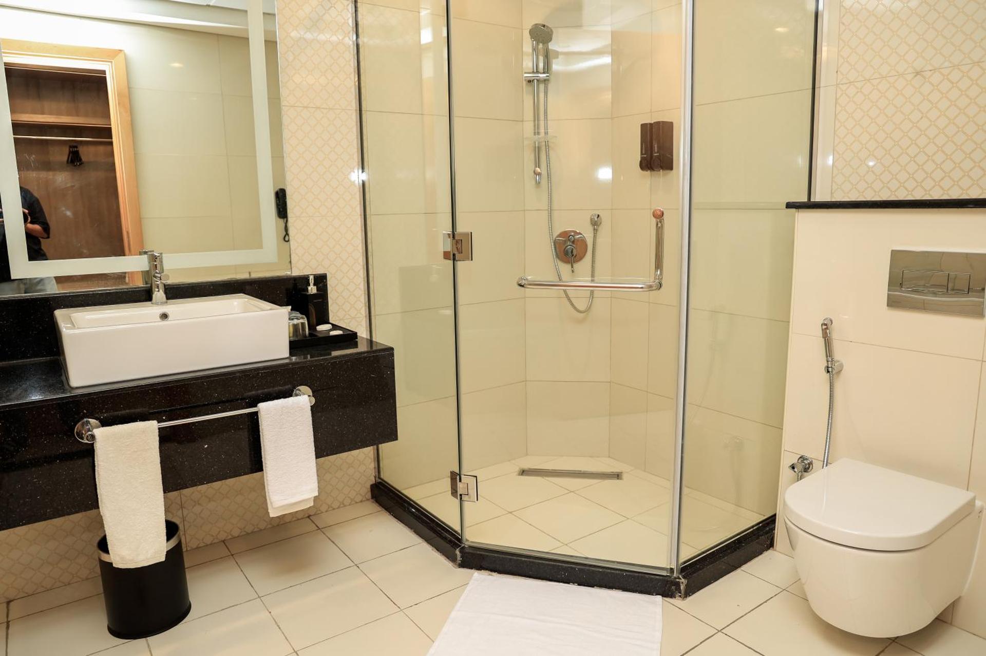 Best Western Premier M Four Hotel - Photo 38