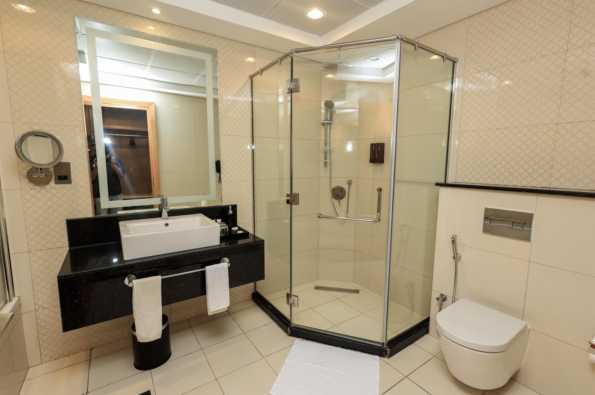 Best Western Premier M Four Hotel - Photo 31