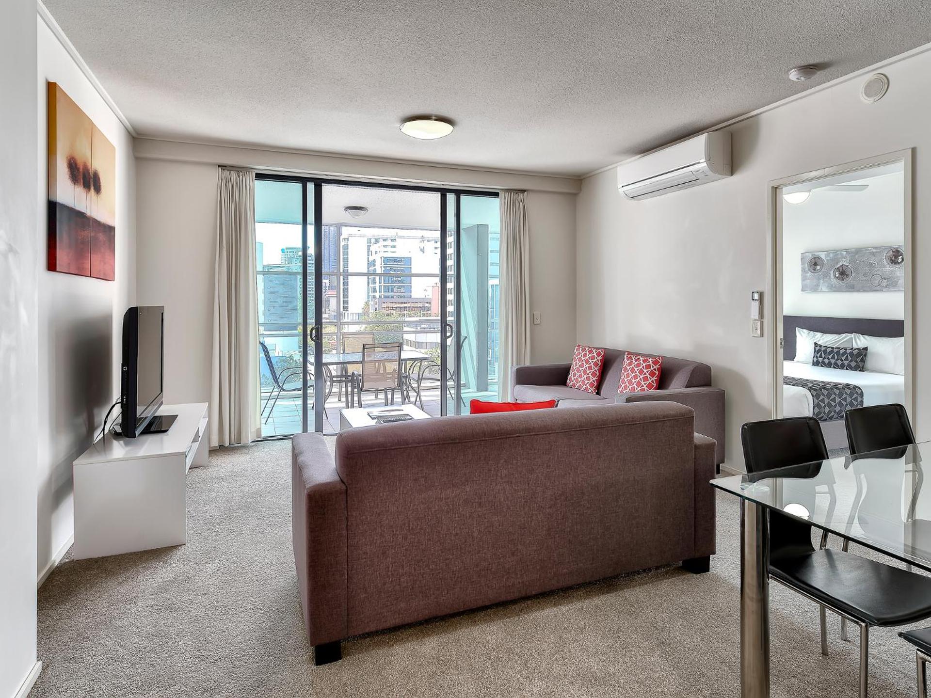 SKD Suites - Photo 19