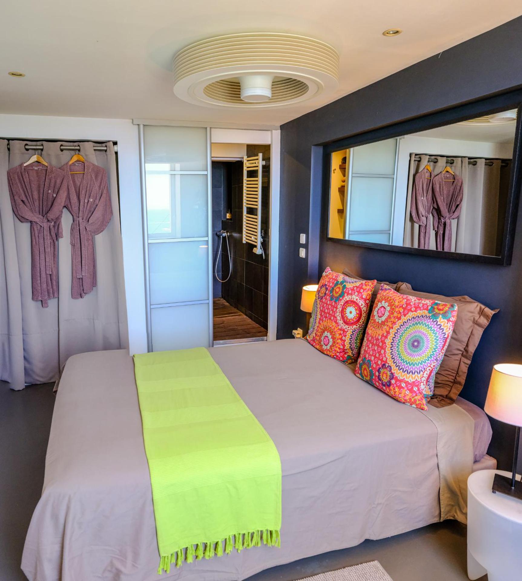 La LUNA of MARSEILLE - VILLA D'ARCHITECTE B&B - Photo 32