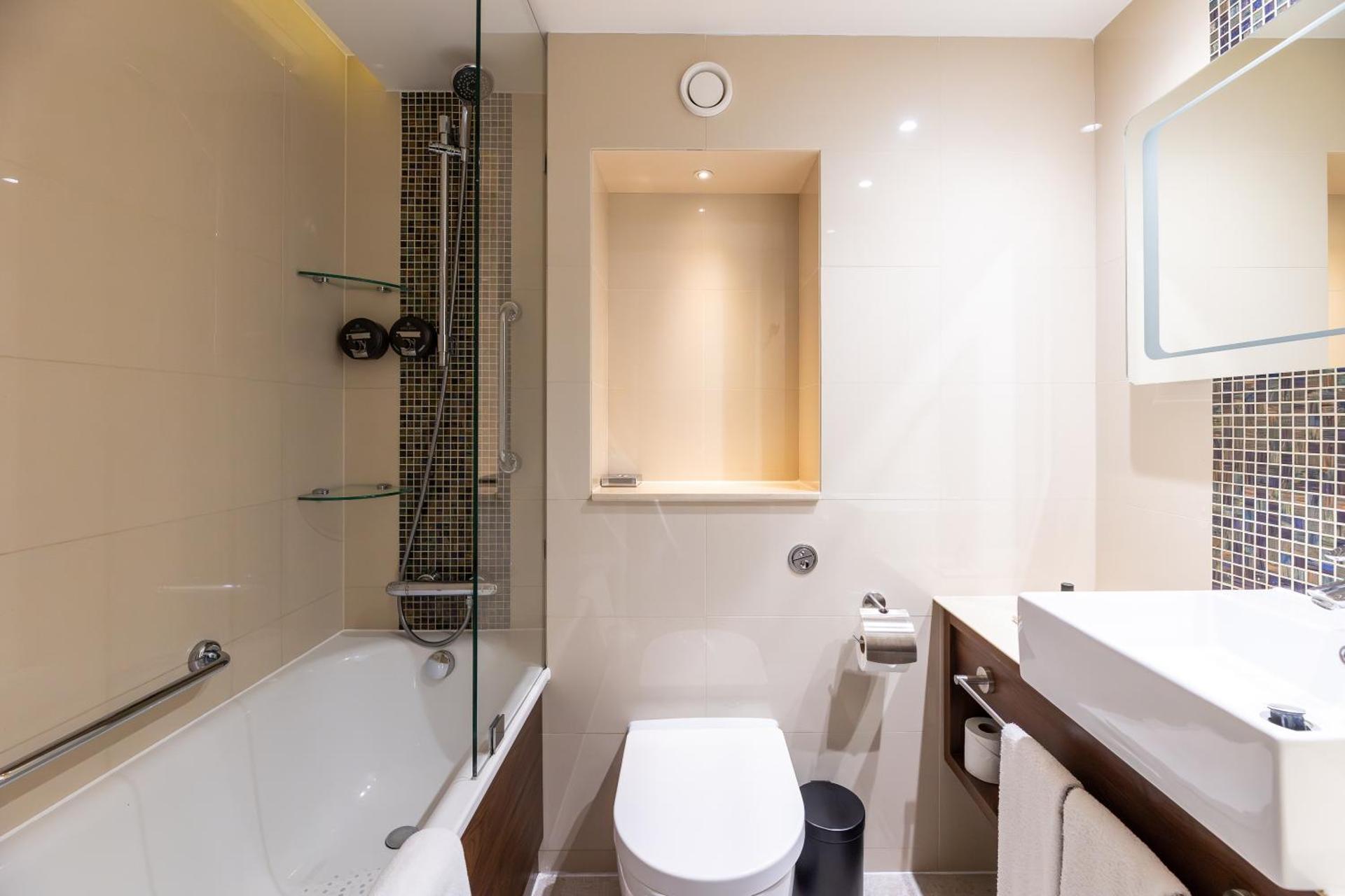 100 Queen's Gate Hotel London Kensington, Curio Collection by Hilton - Photo 34