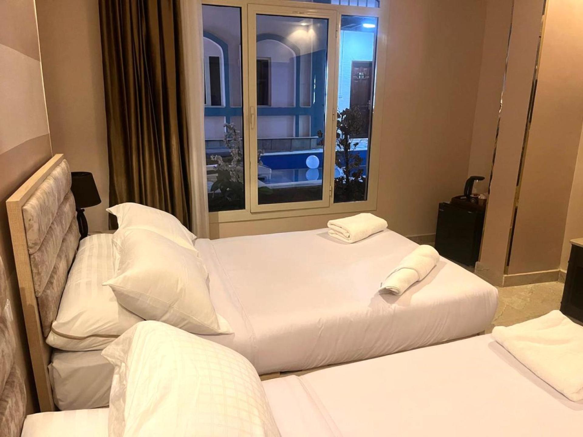 Twin Room with Pool View