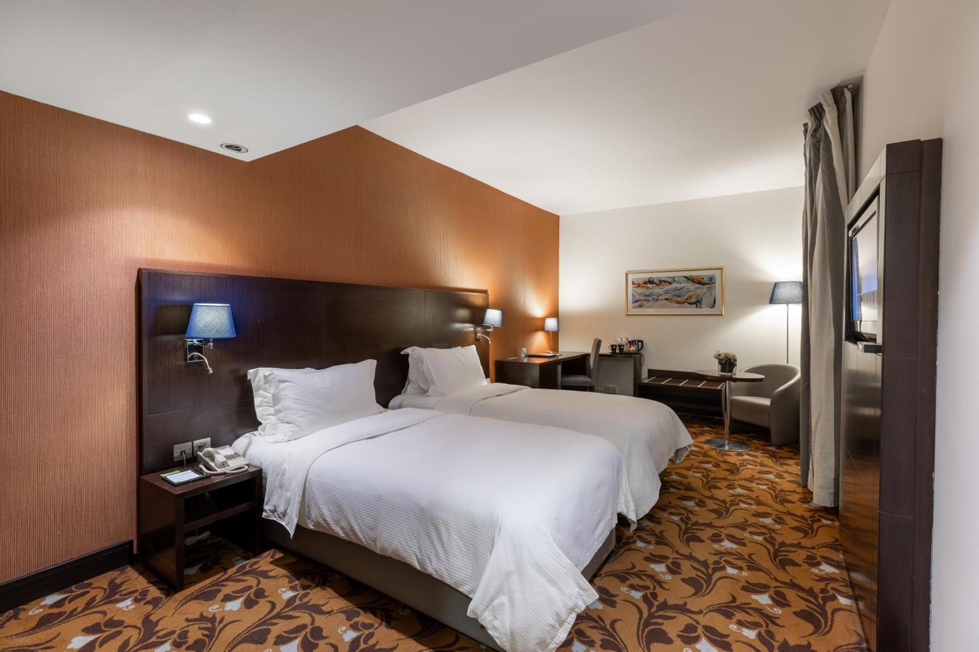 Babylon Rotana Hotel - Photo 22