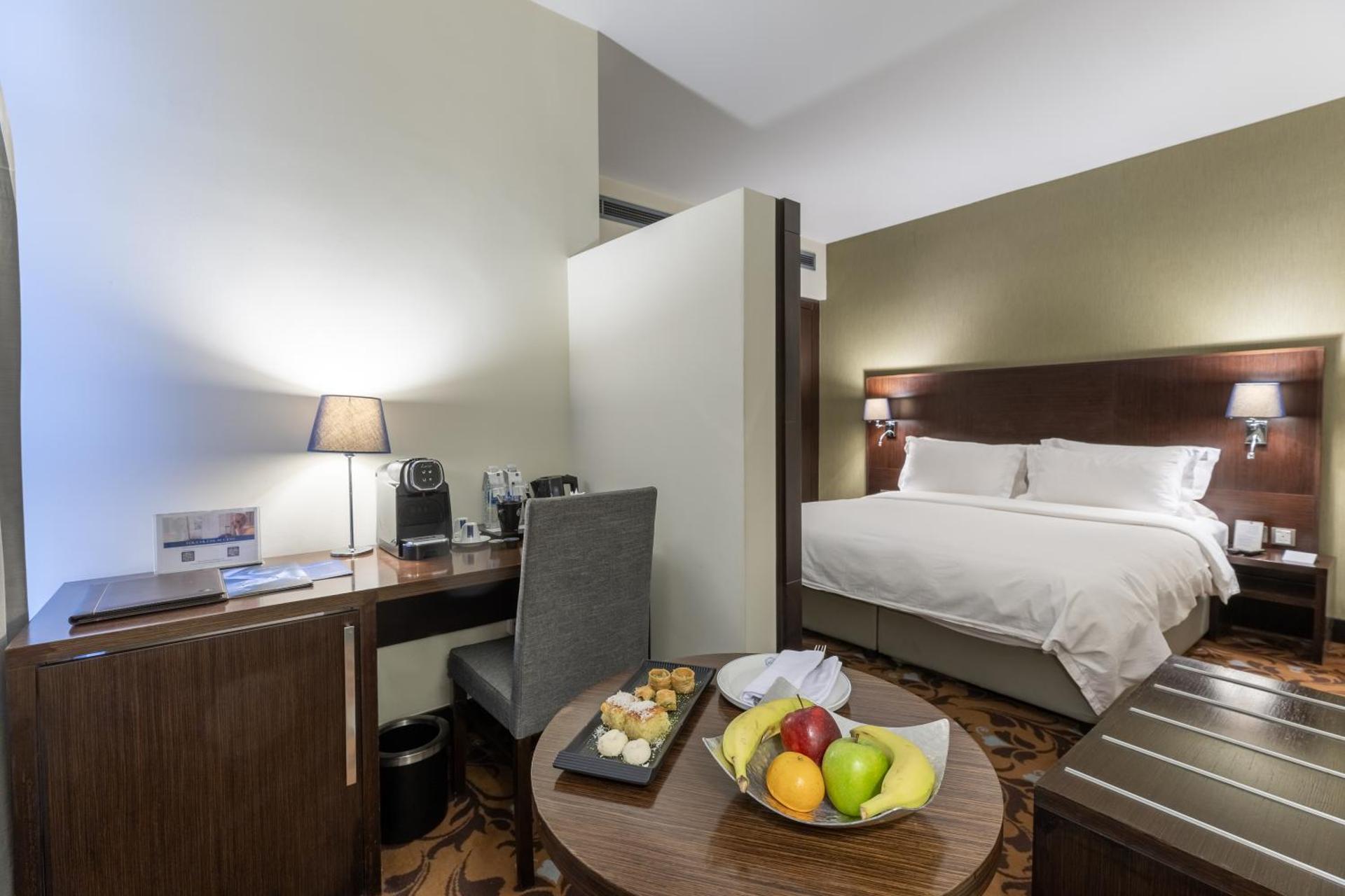 Babylon Rotana Hotel - Photo 3