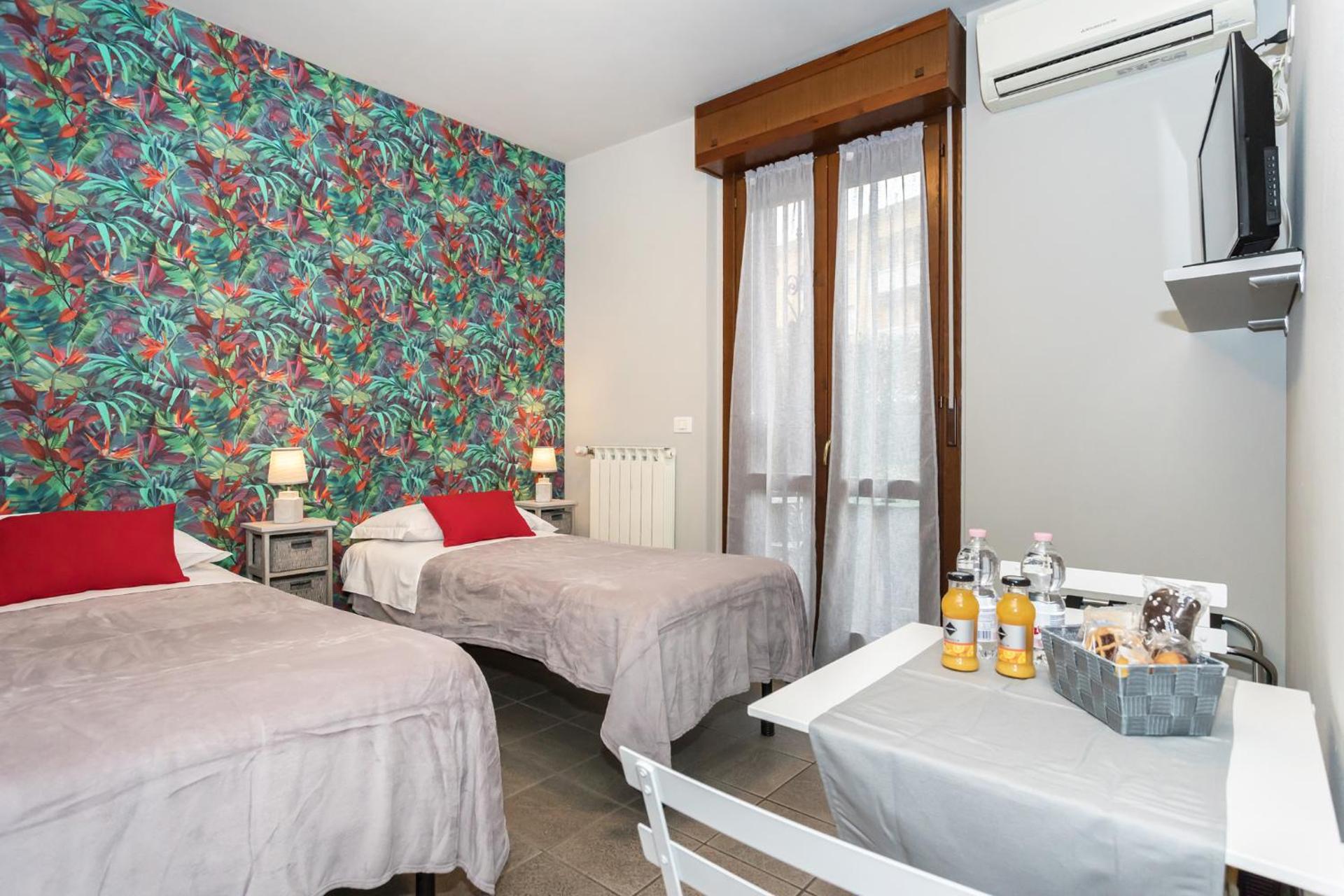 Deluxe Double Room with Shower