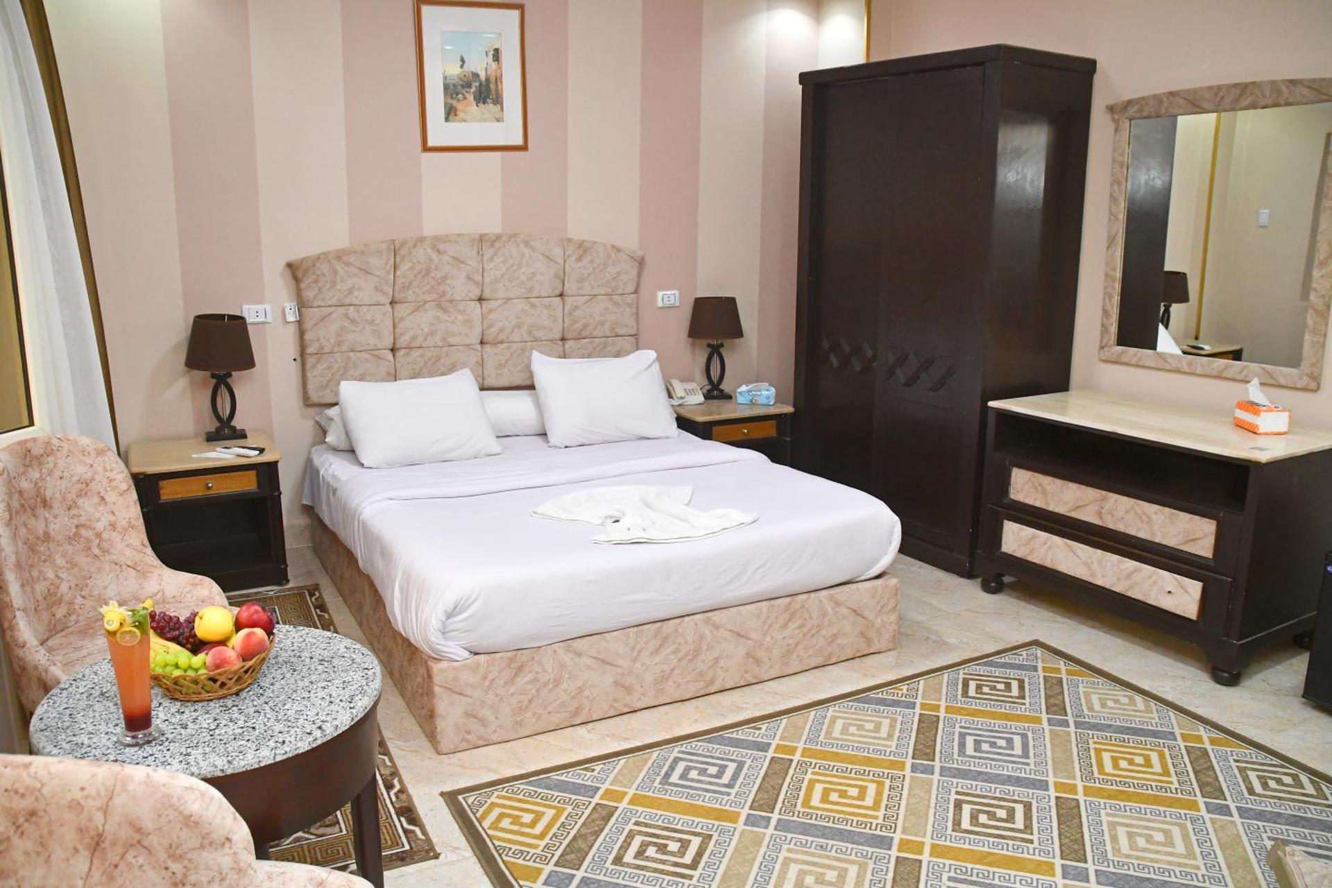 Nun Pyramids Hotel - Photo 19