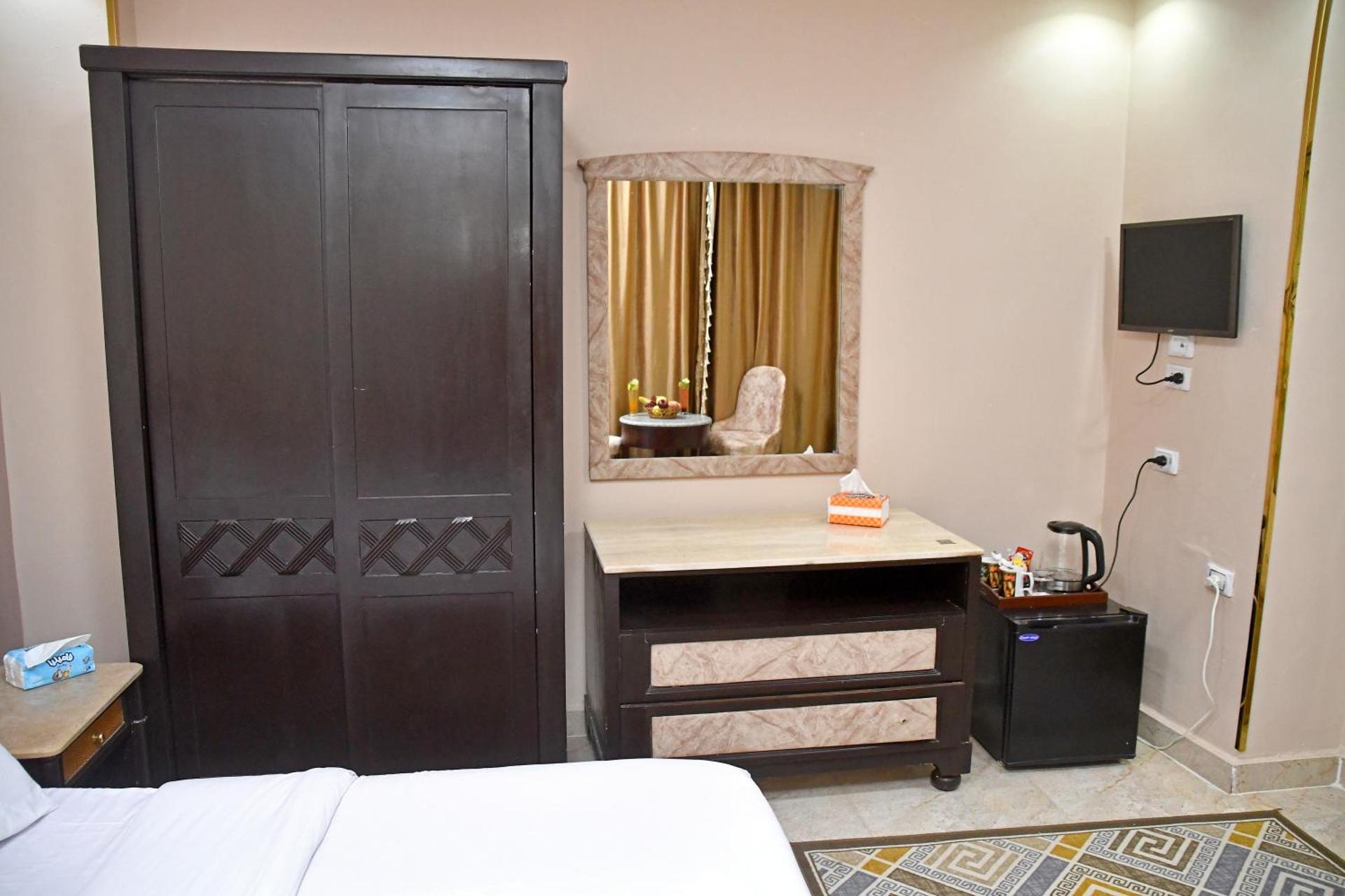 Nun Pyramids Hotel - Photo 21