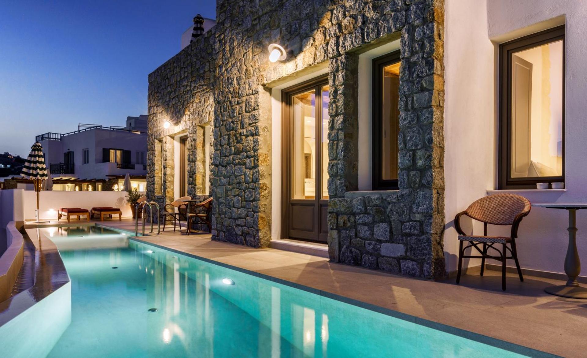 Pelican Bay Hotel - Photo 56