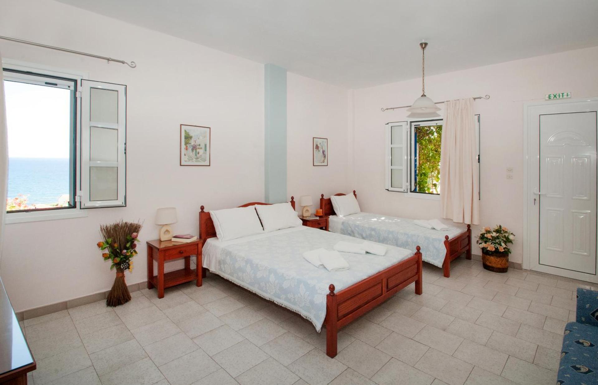 Kythera Irida - Photo 20