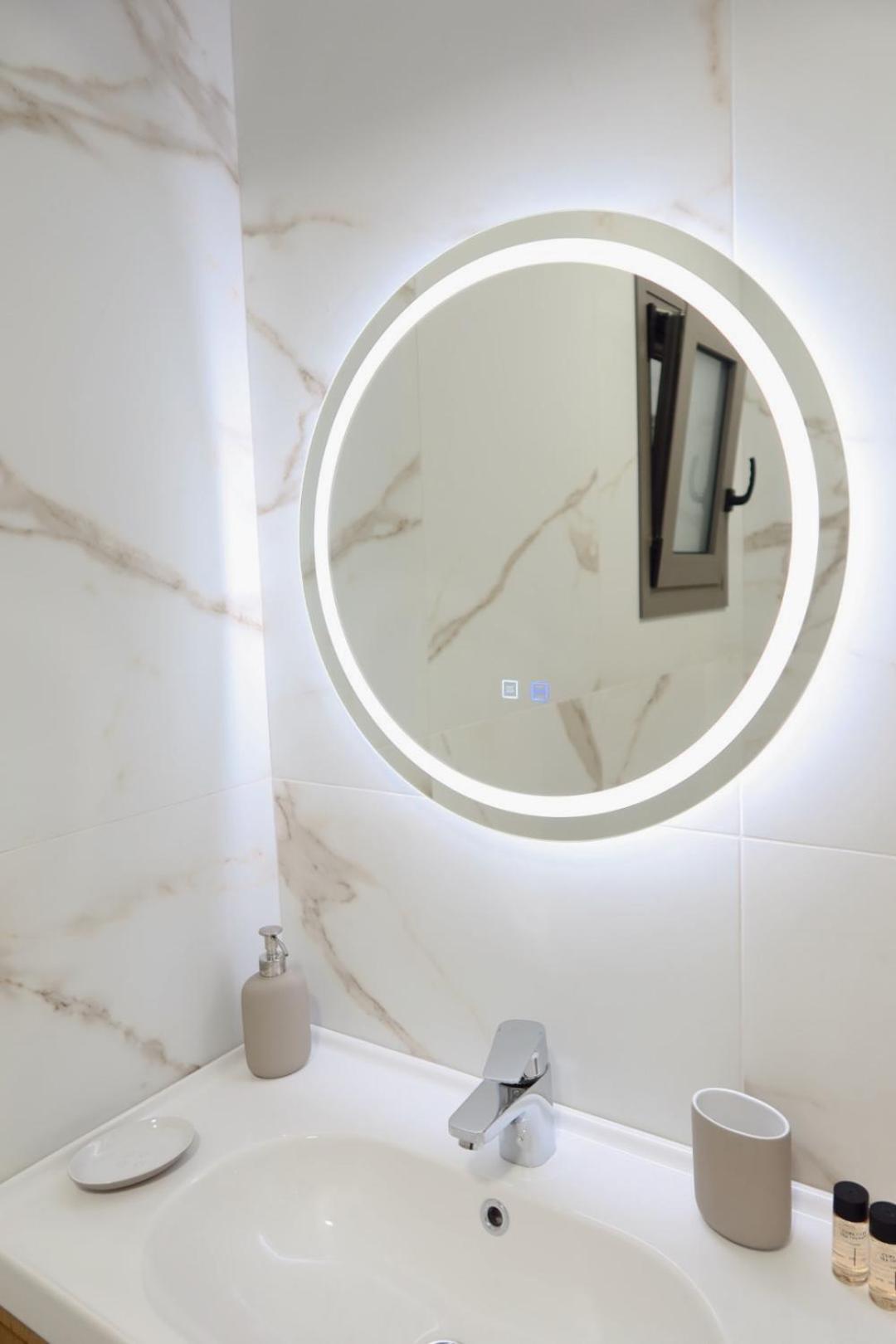 S & E Apartments - Photo 24