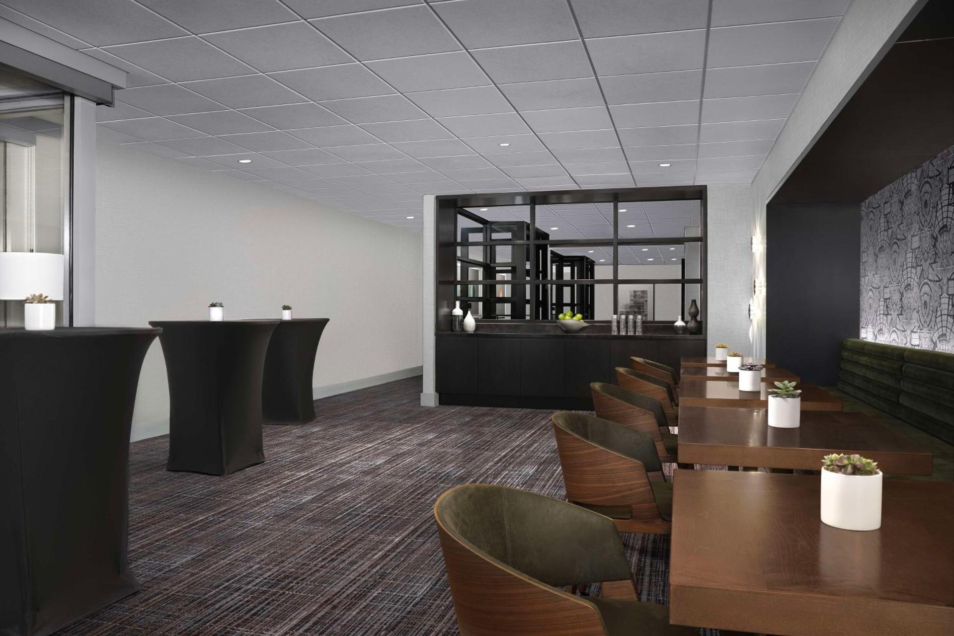 Hilton Washington DC Capitol Hill - Photo 11