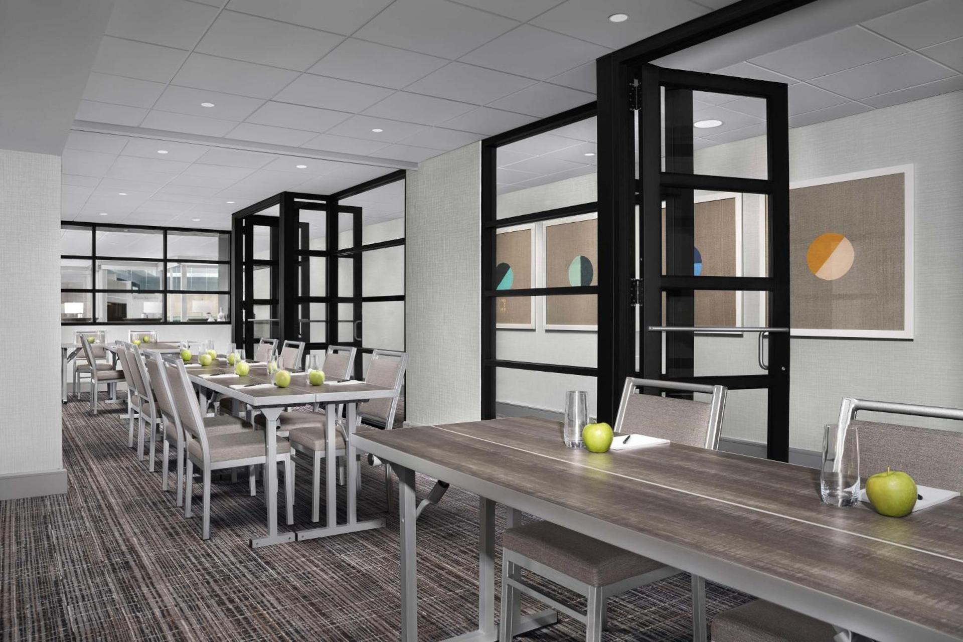 Hilton Washington DC Capitol Hill - Photo 43