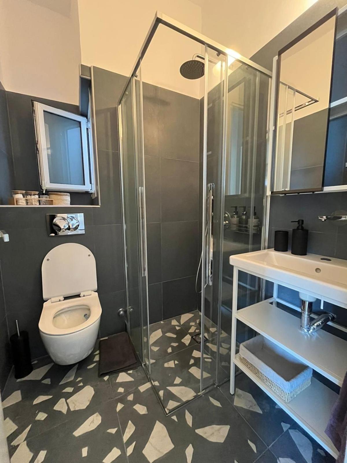 Pari's House in Plaka Athens - Photo 10