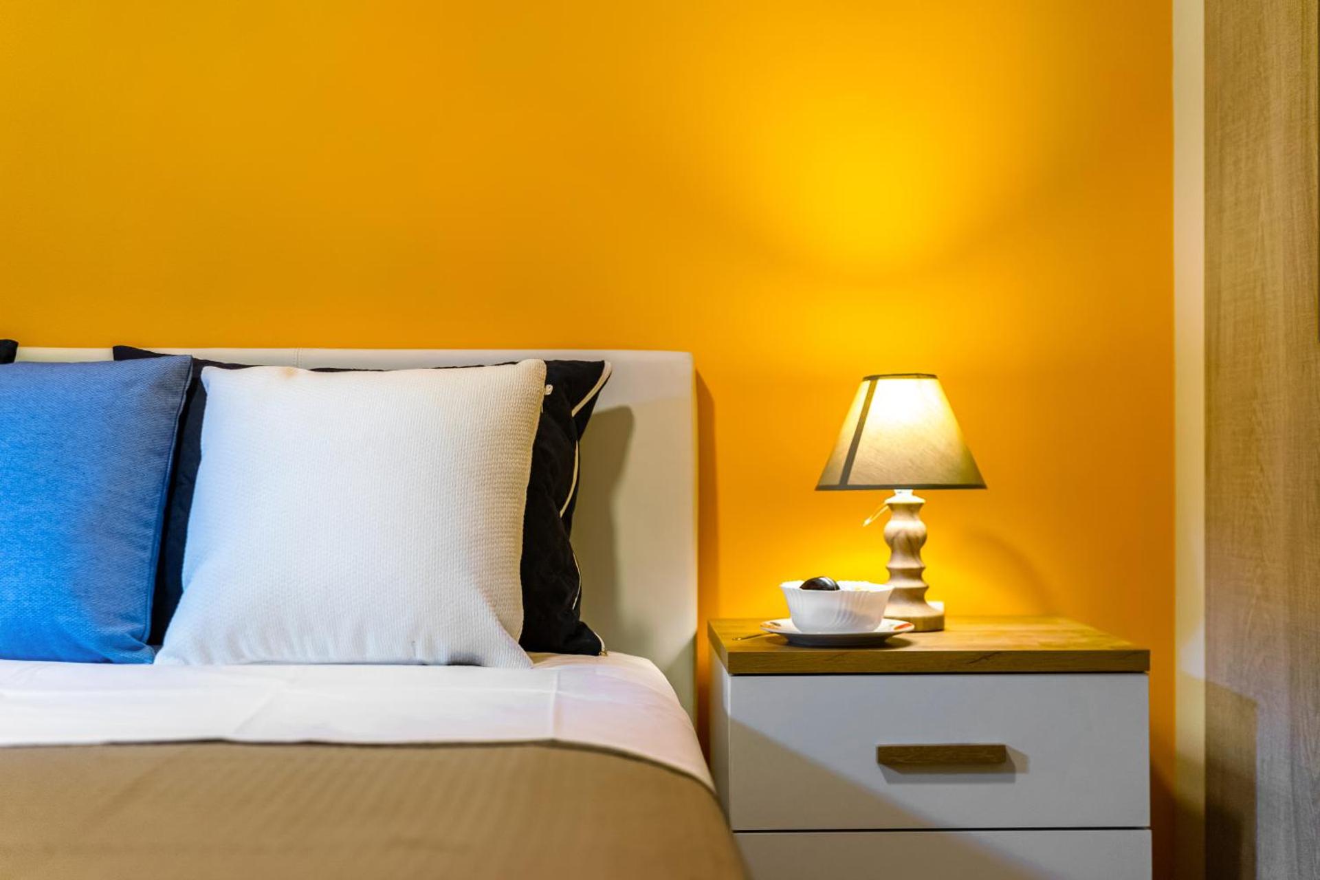 Spacious Garden apt - Photo 18