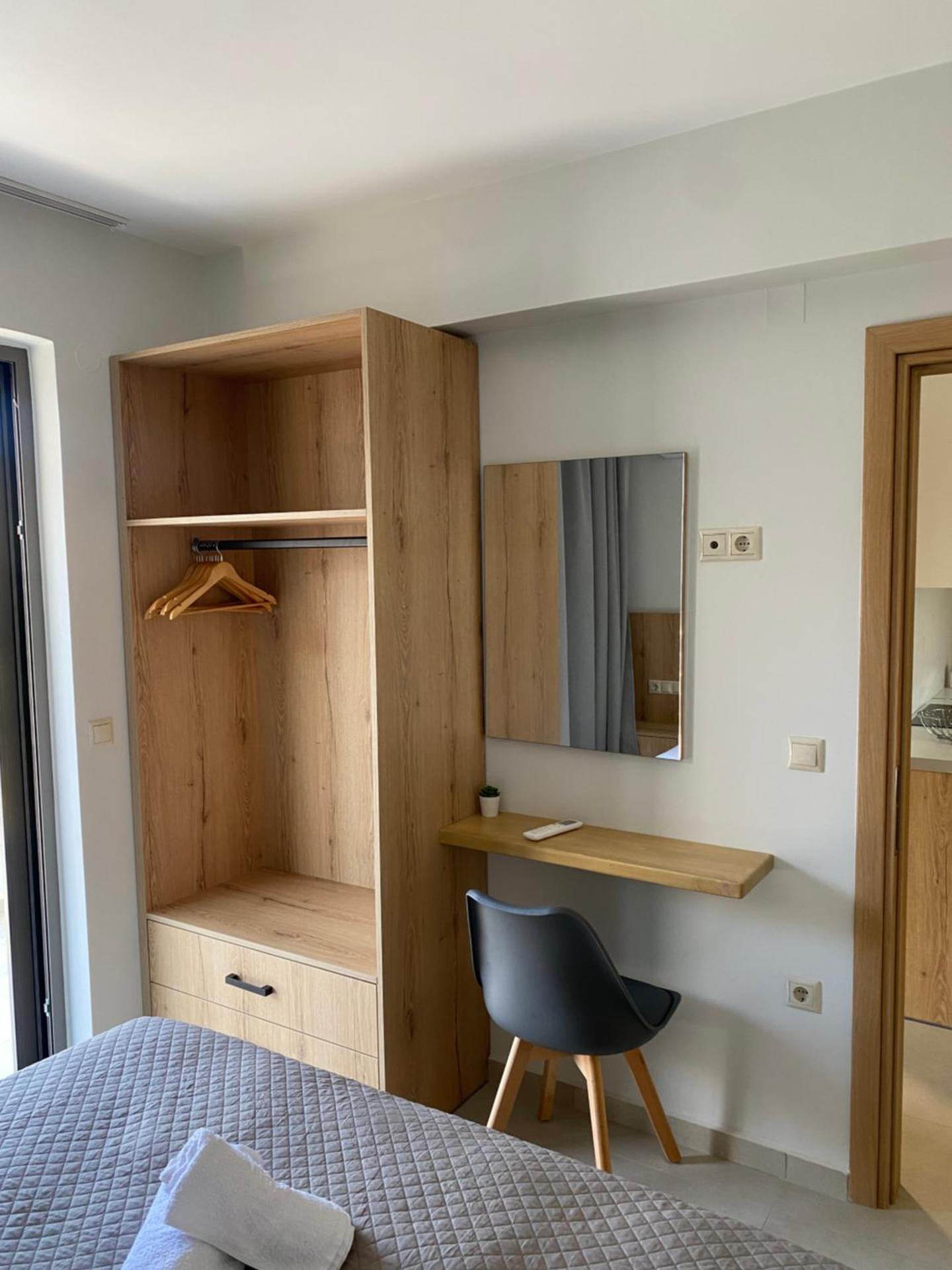 S & E Apartments - Photo 13