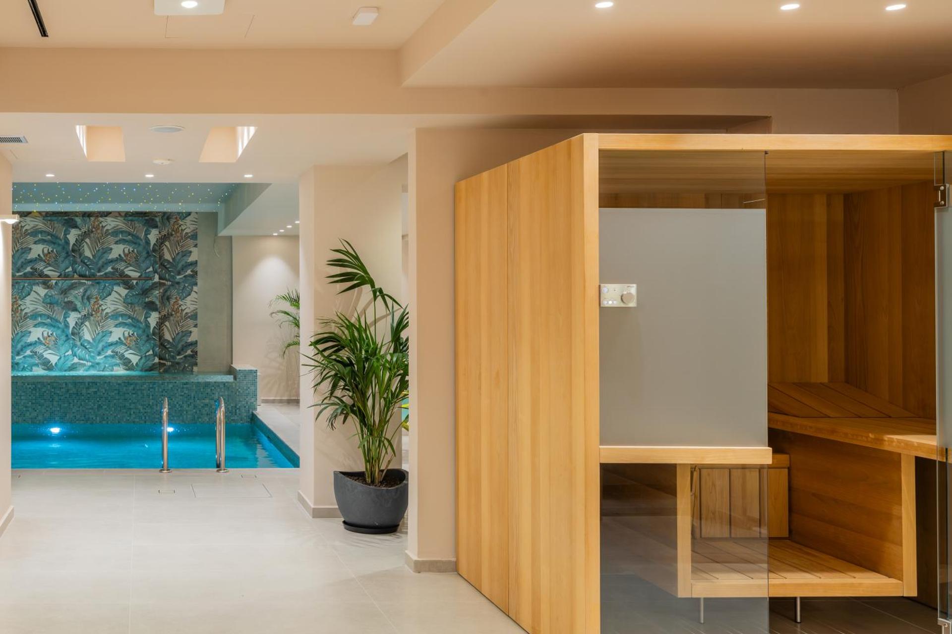 Ionian Plaza Hotel & Spa - Photo 85