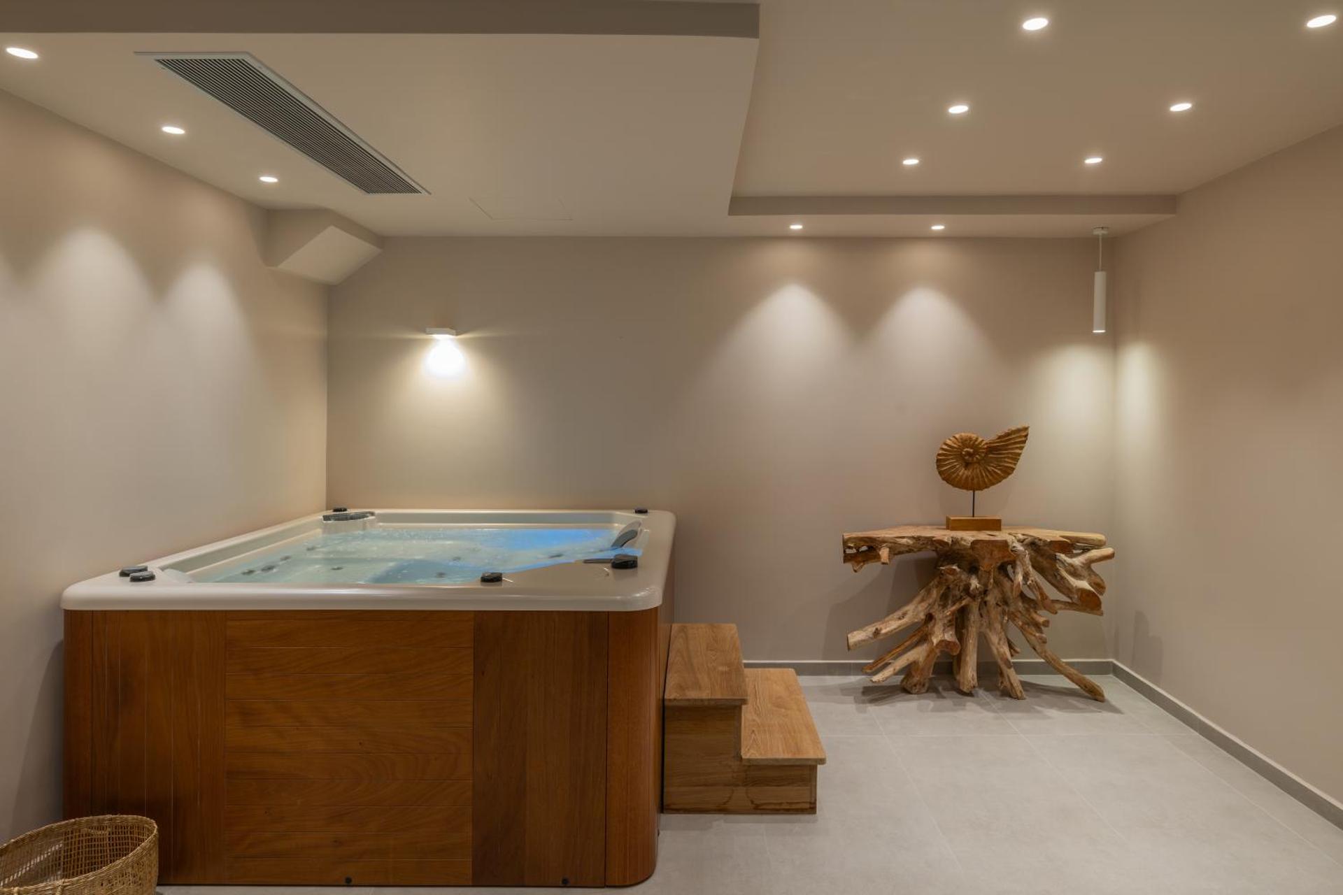 Ionian Plaza Hotel & Spa - Photo 87
