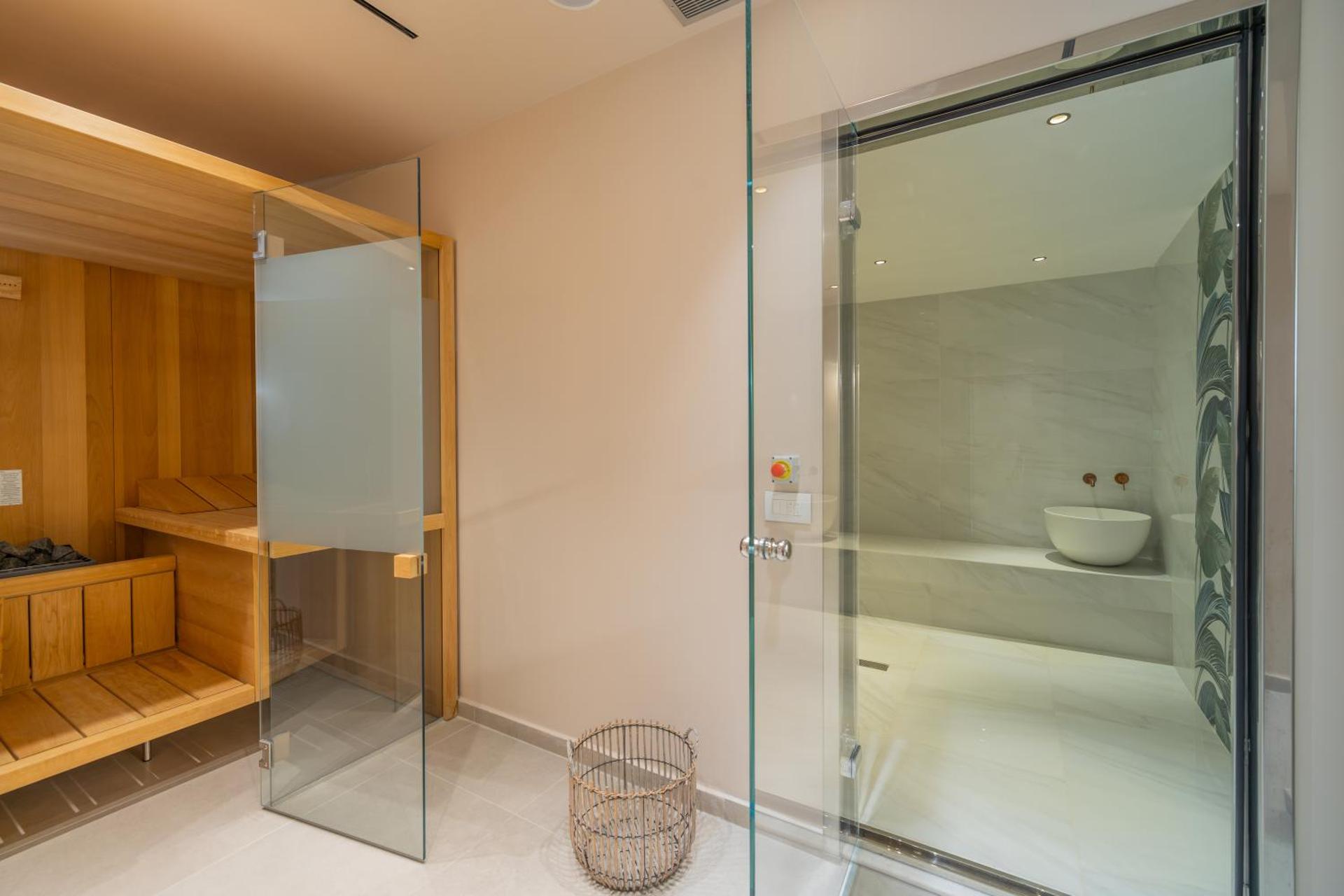Ionian Plaza Hotel & Spa - Photo 92