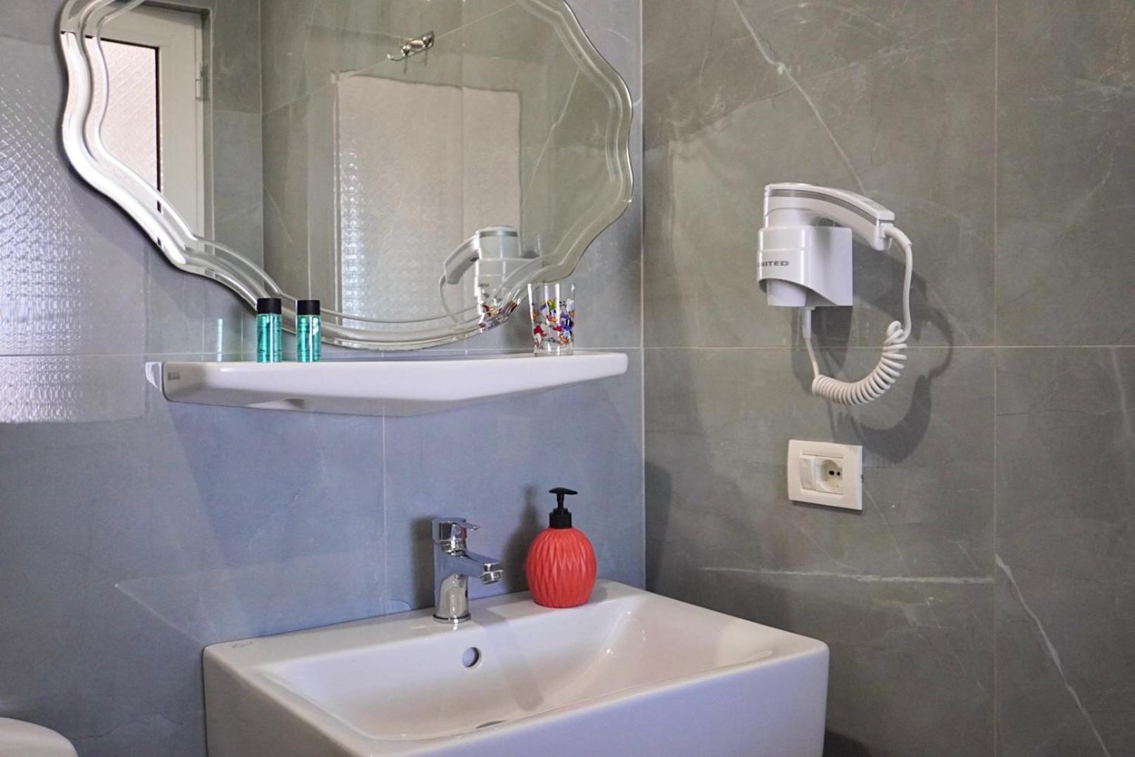 Marku Palace - Photo 54