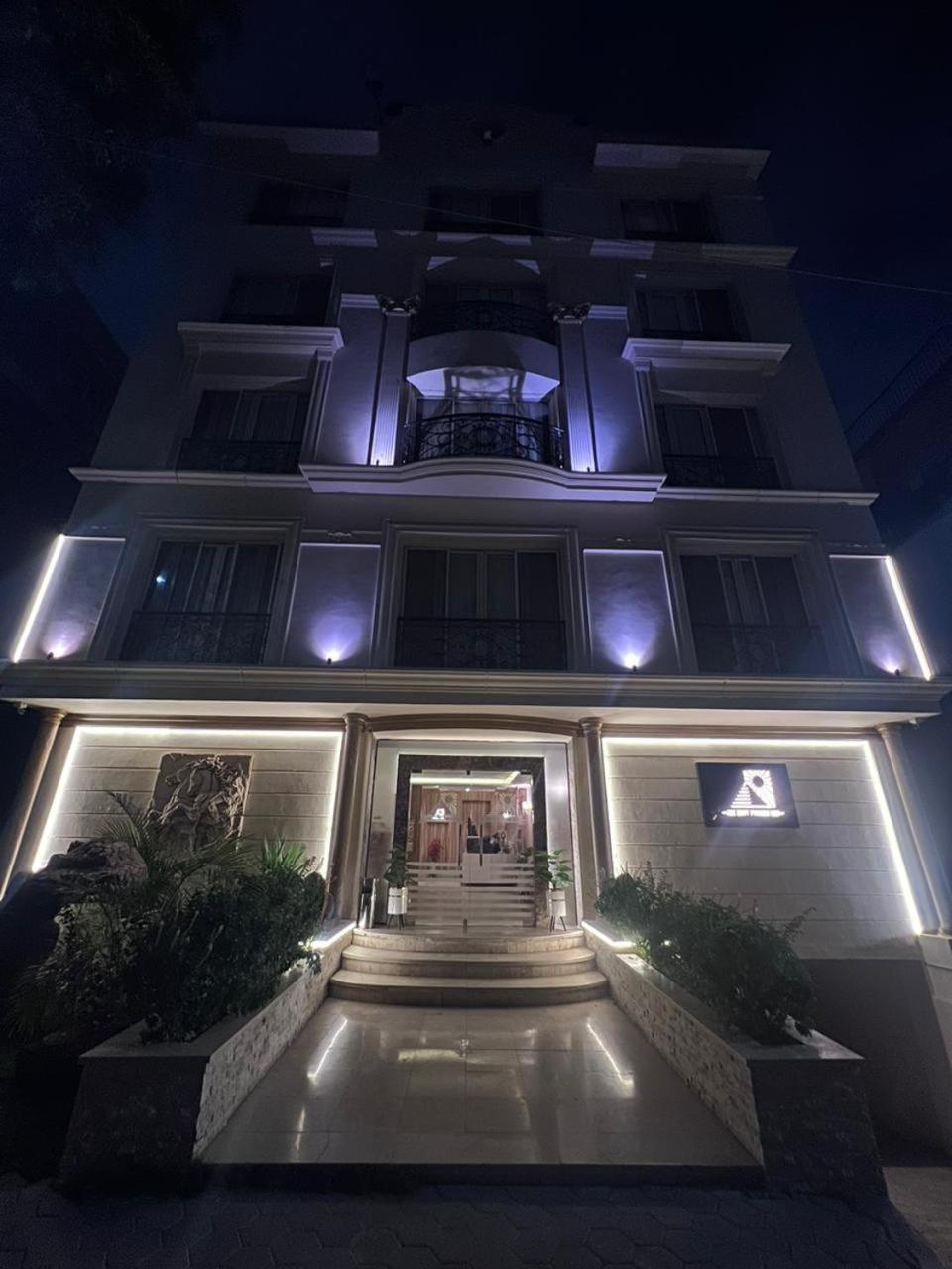 Aziz Egypt Pyramids View - Photo 87