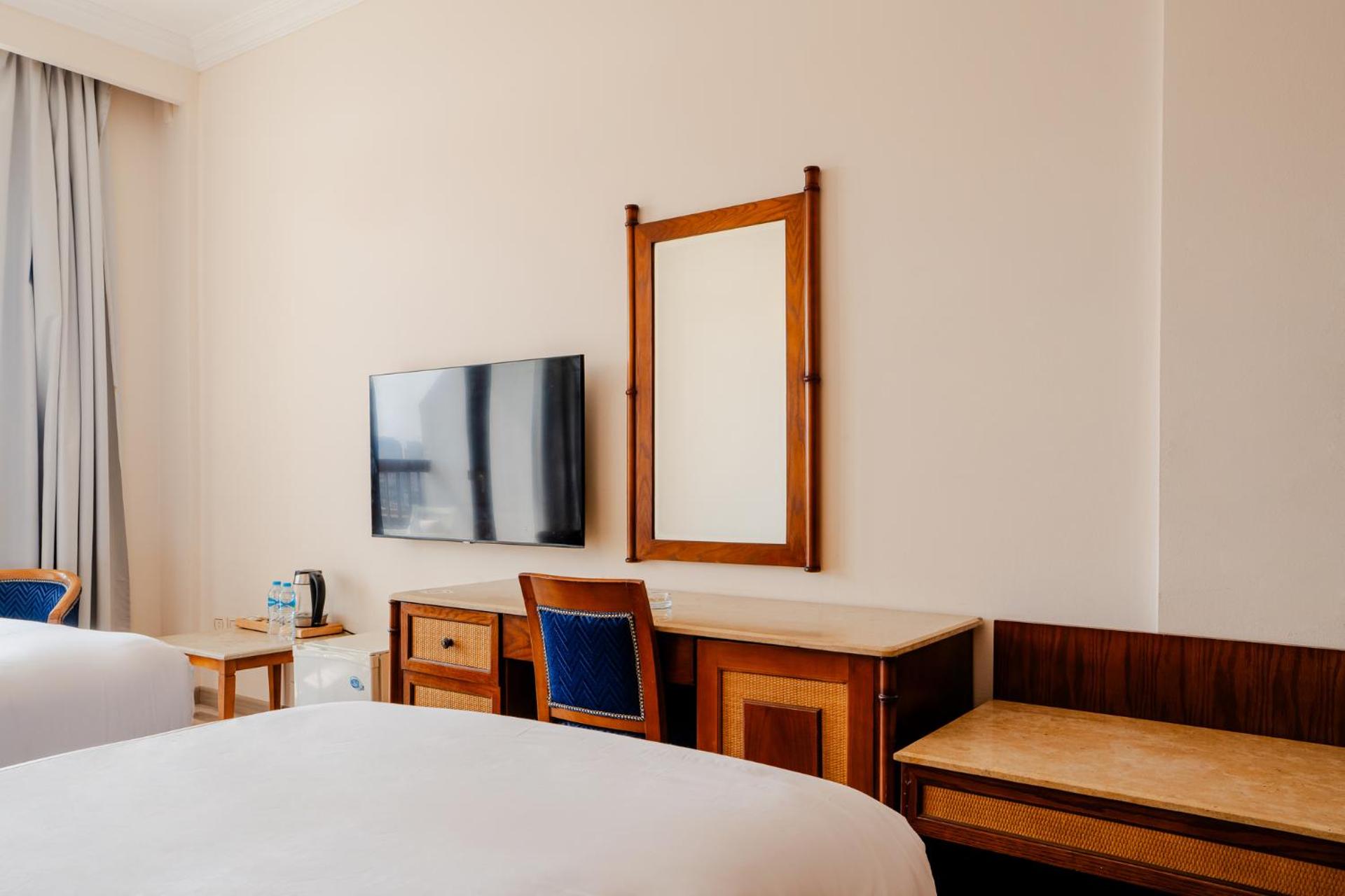 Om Kolthoom Hotel - Photo 104