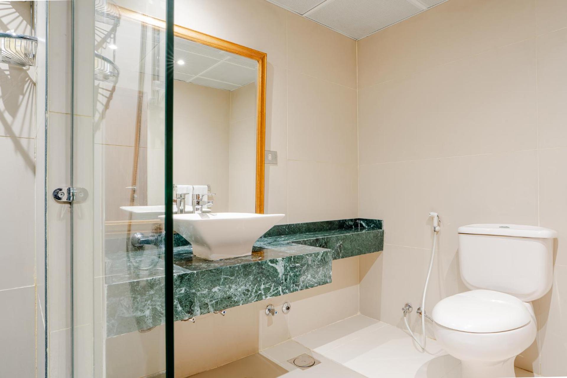 Om Kolthoom Hotel - Photo 99