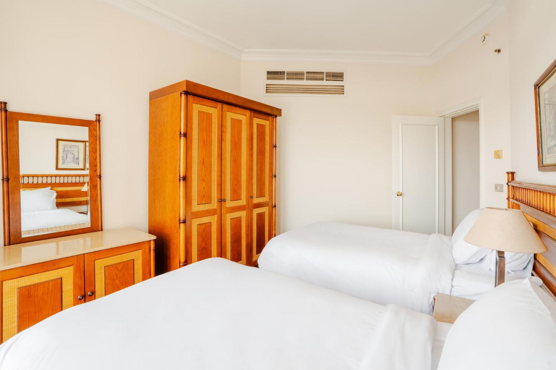 Om Kolthoom Hotel - Photo 35