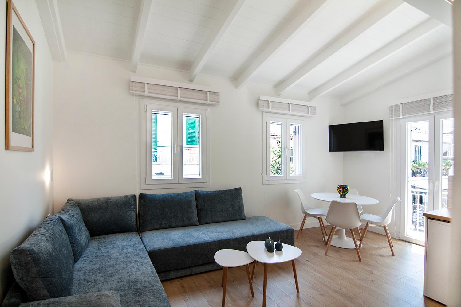 Solo Bianco Suites - Photo 27