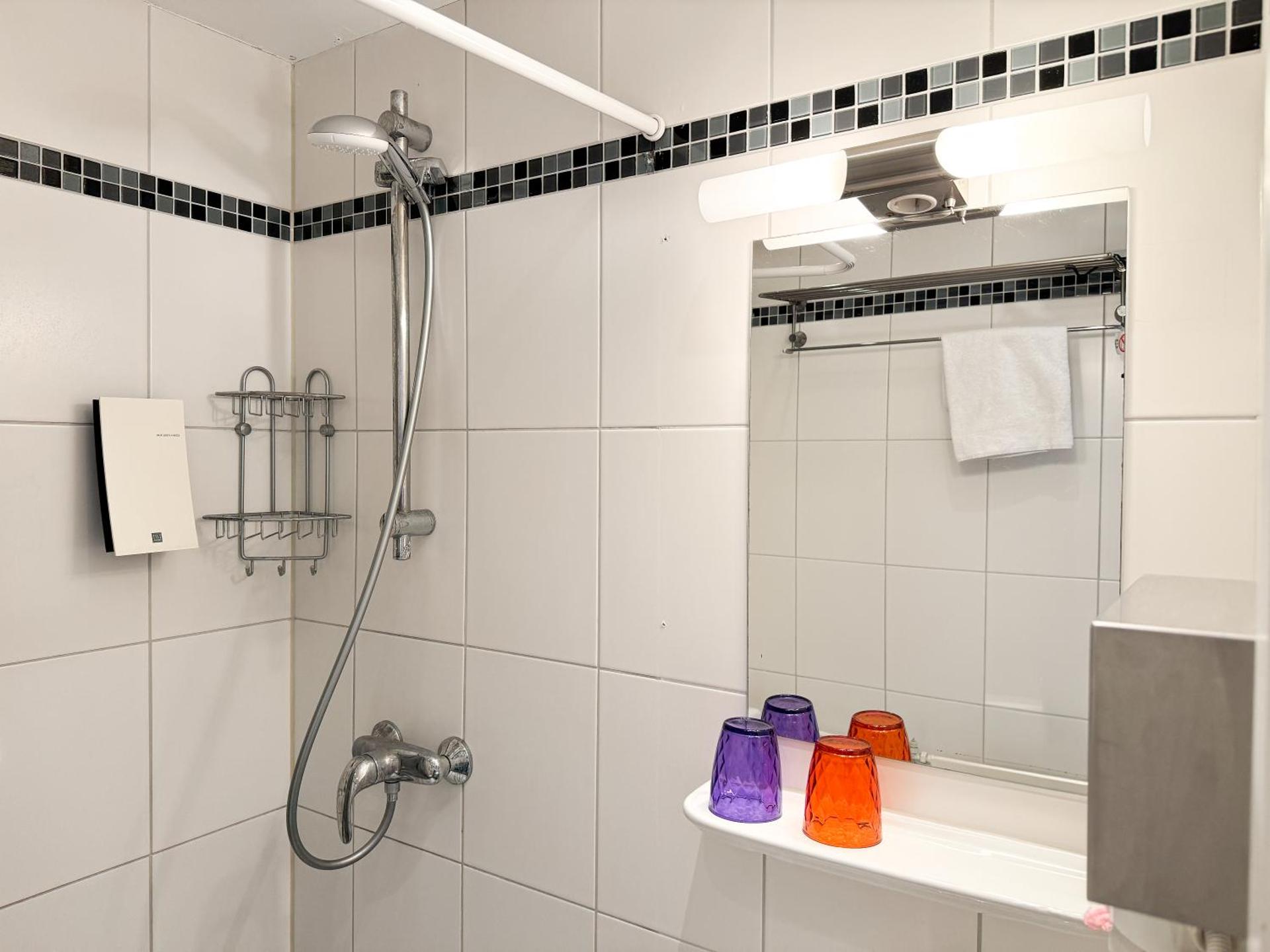 Hotel Sendlinger Tor - Photo 4