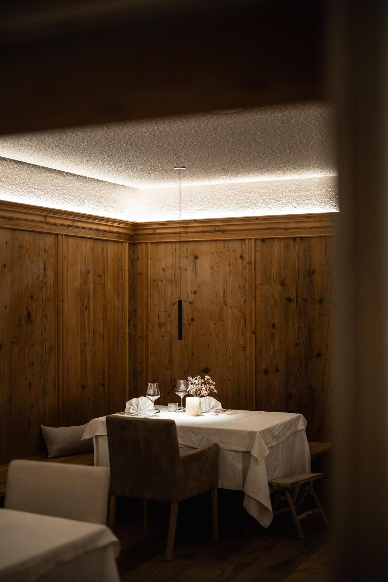 Hotel Petrus - Photo 98