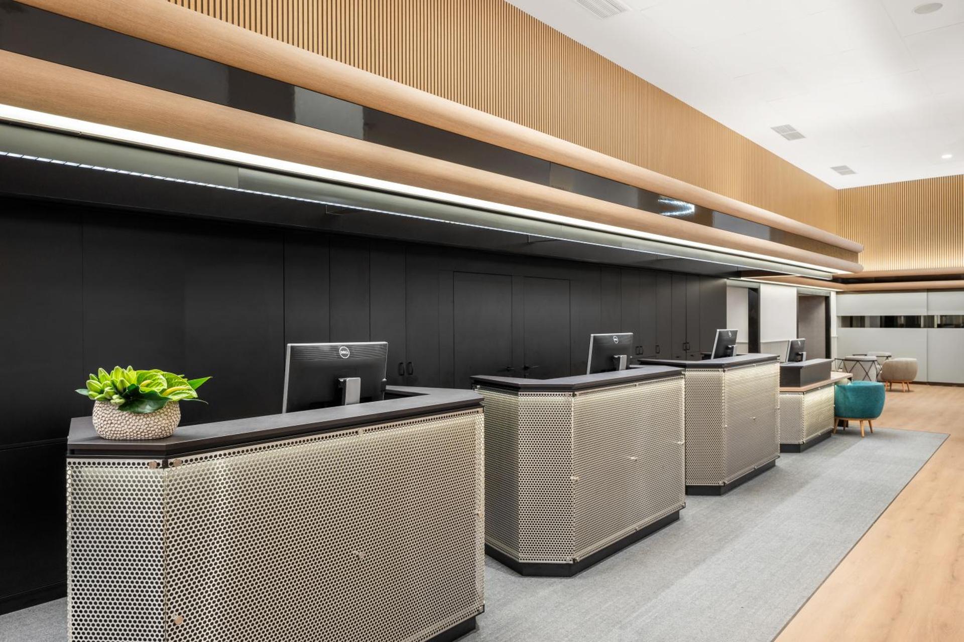 Danubius Hotel Hungaria City Center - Photo 10