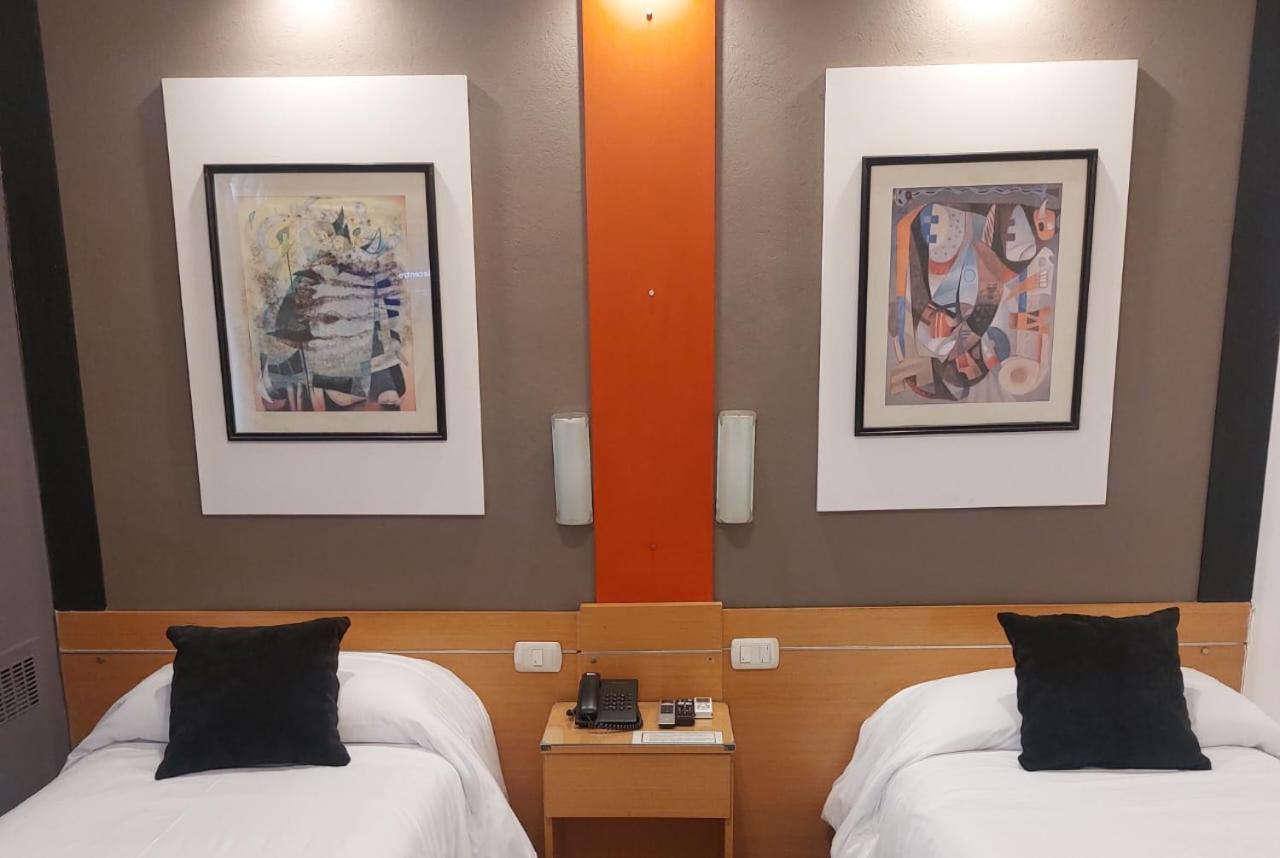 Sarmiento Palace Hotel - Photo 59