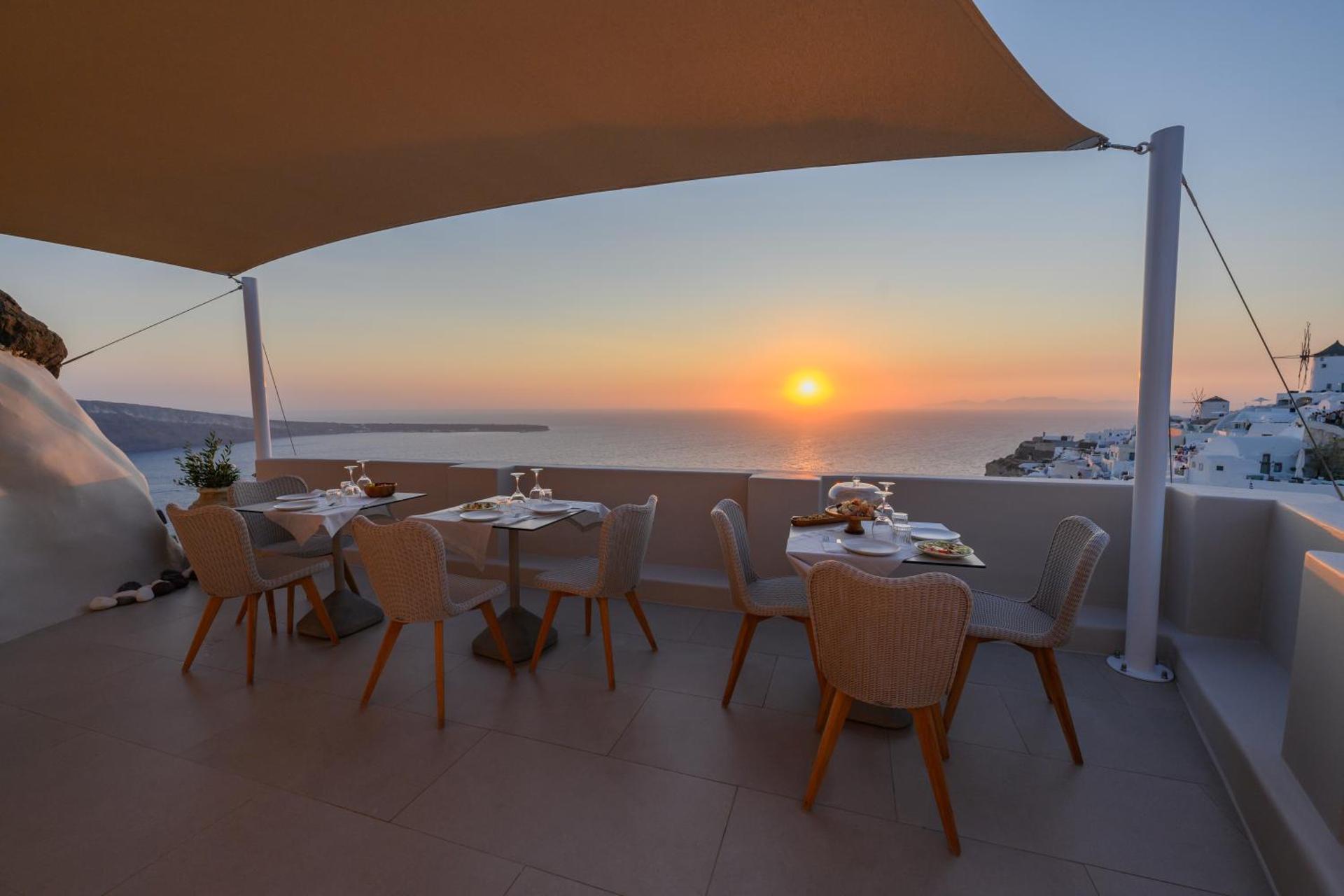 Art Maisons Oia Castle - Photo 47