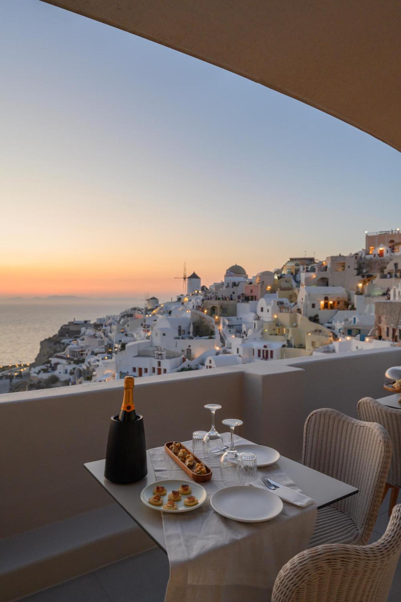 Art Maisons Oia Castle - Photo 26