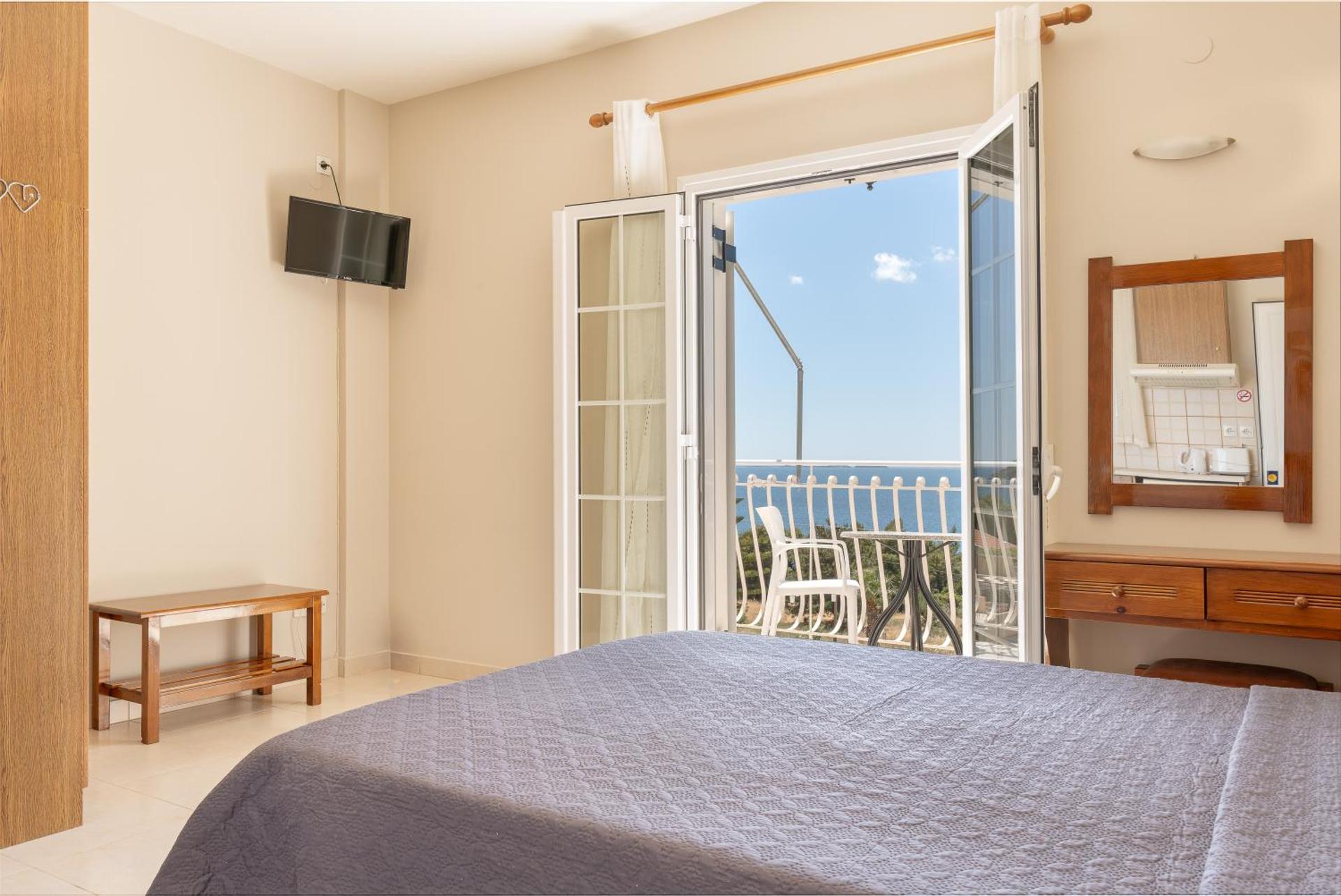 Oskars Studios & Apartments - Photo 12