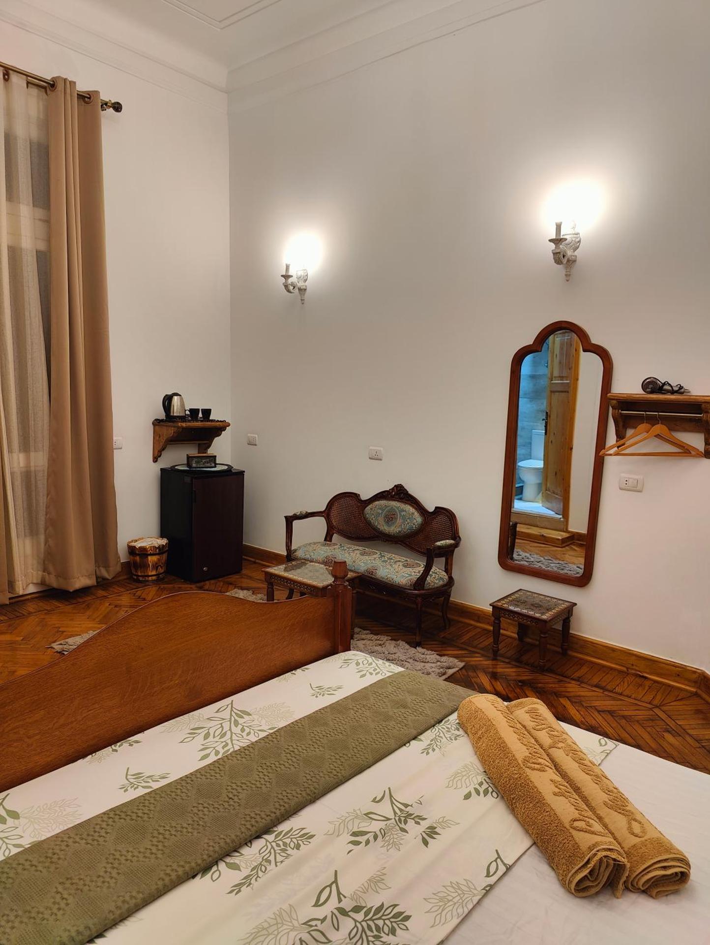 Champollion Palace - Photo 39