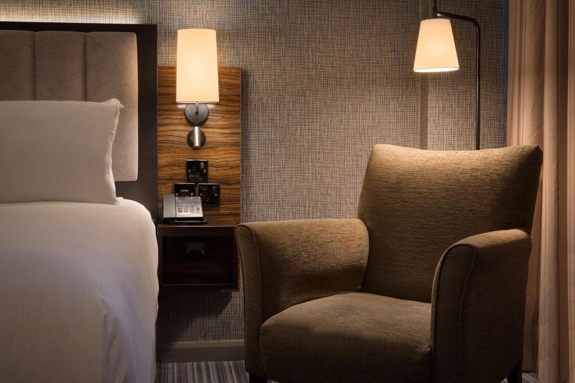 DoubleTree by Hilton London Chelsea - Photo 41