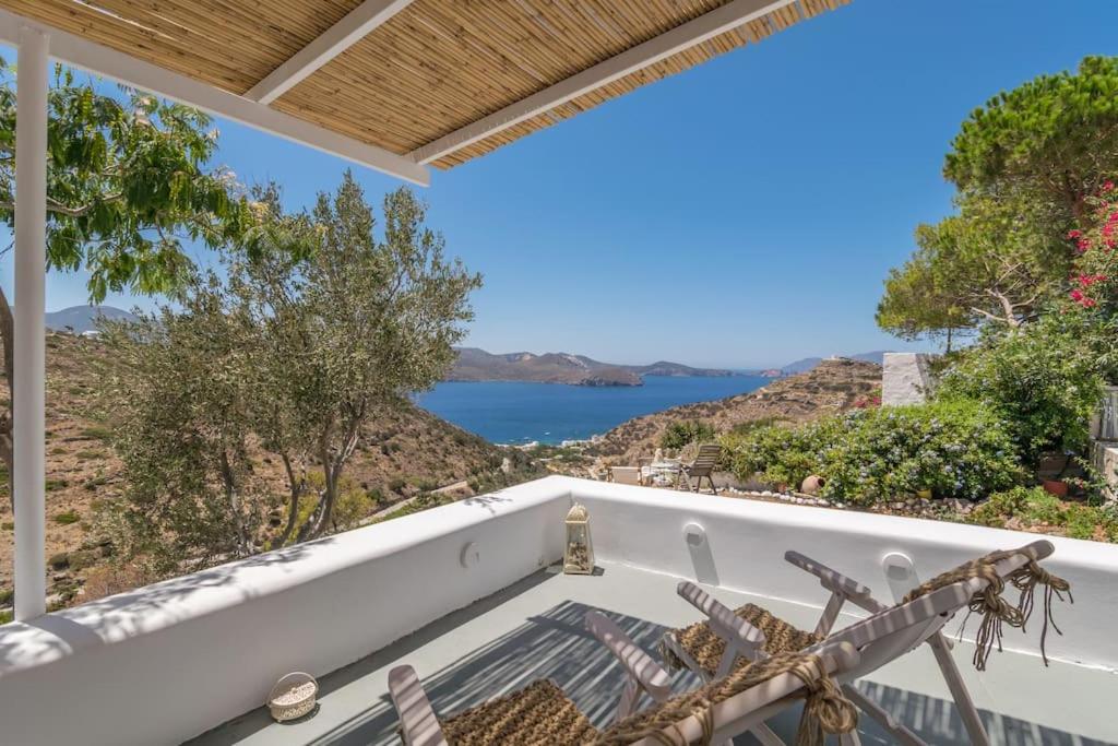 Milos Trypiti sunset delux studio - Photo 17