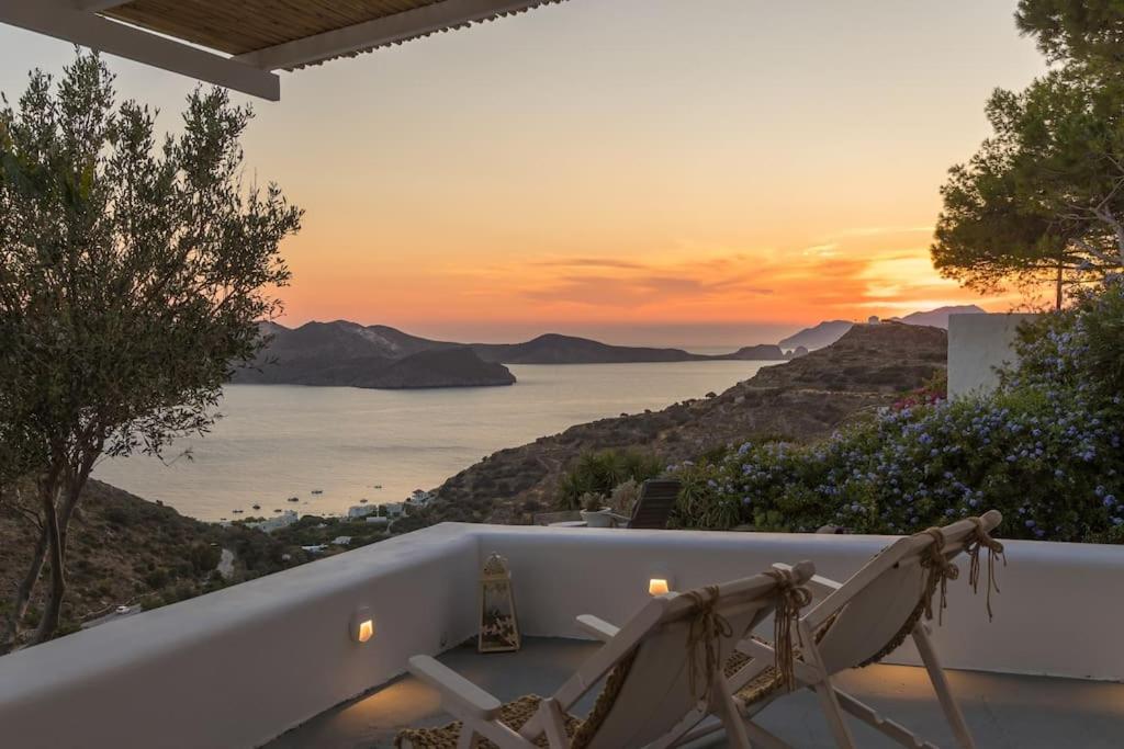 Milos Trypiti sunset delux studio - Photo 4