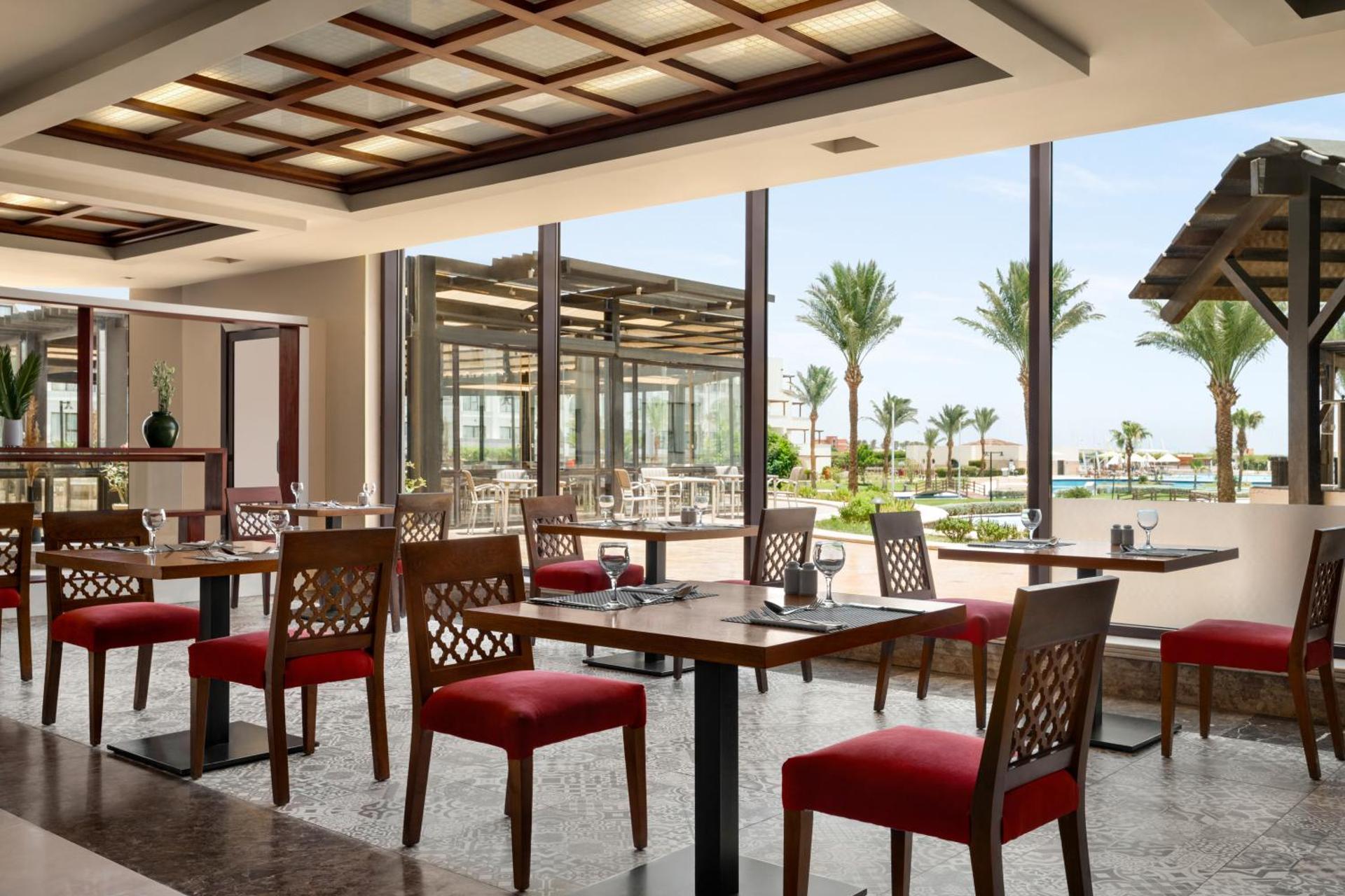 Movenpick Waterpark Resort & Spa Soma Bay - Photo 57