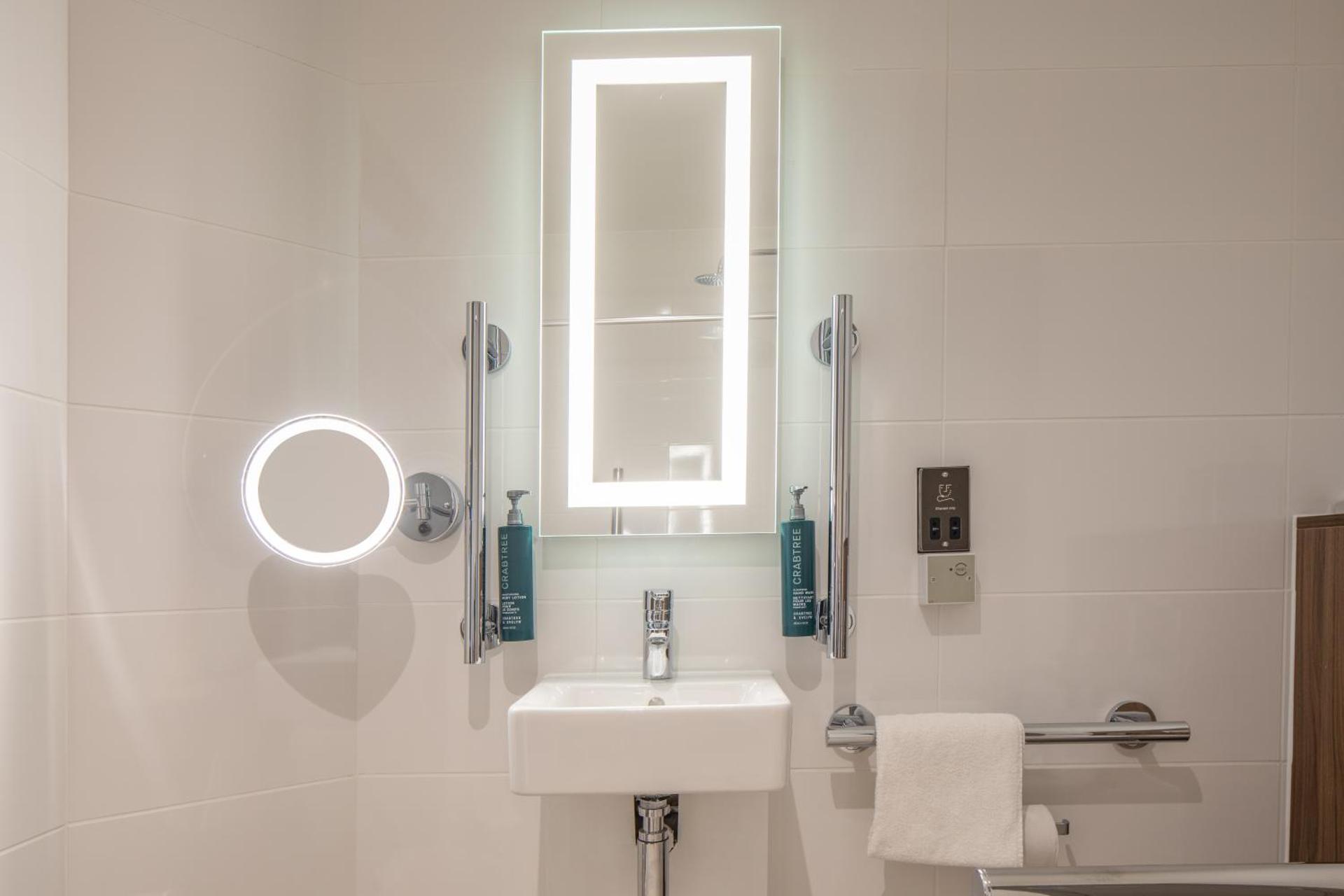 DoubleTree by Hilton London Chelsea - Photo 33