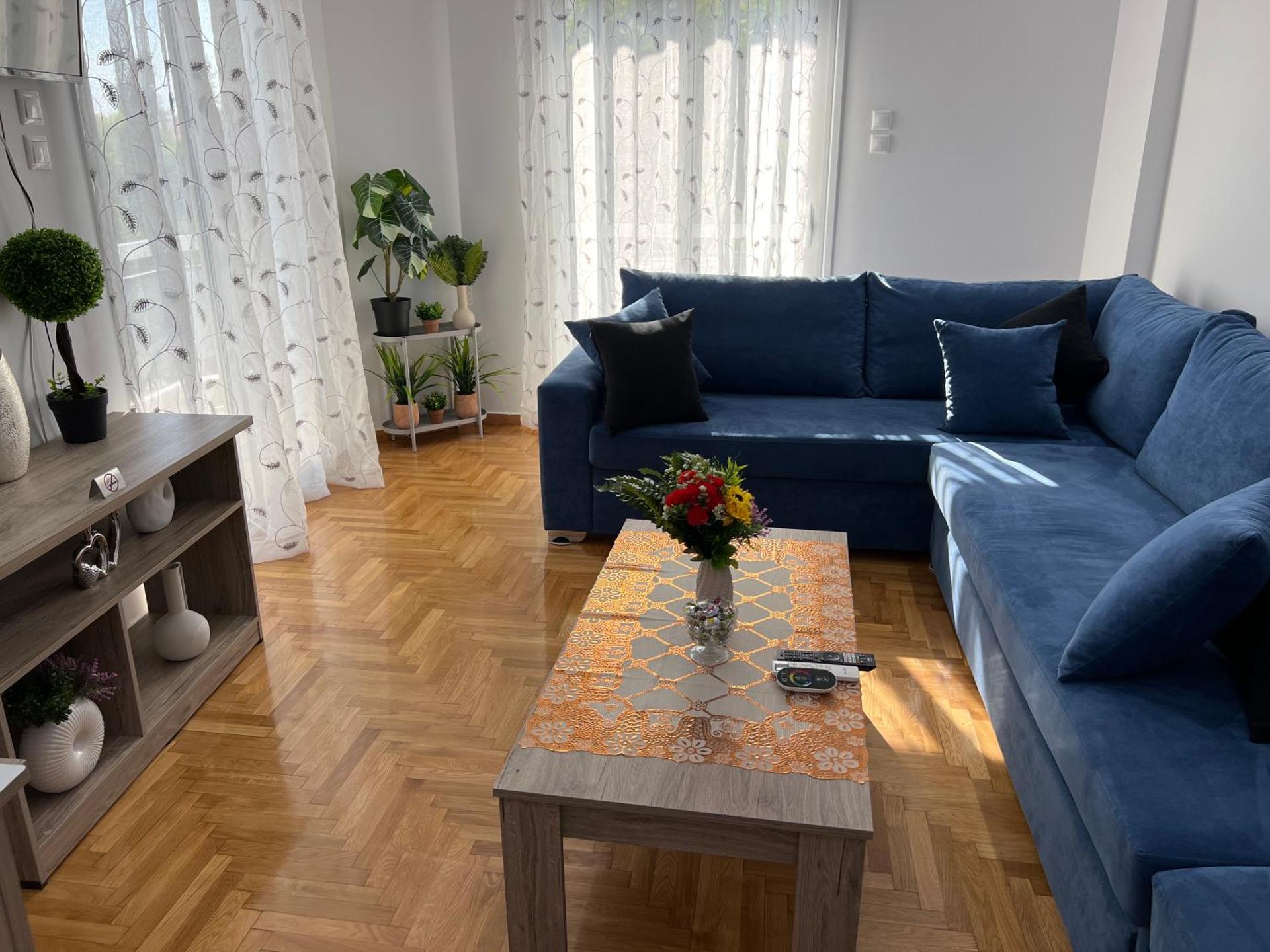 Four Seasons Apartment - Photo 38