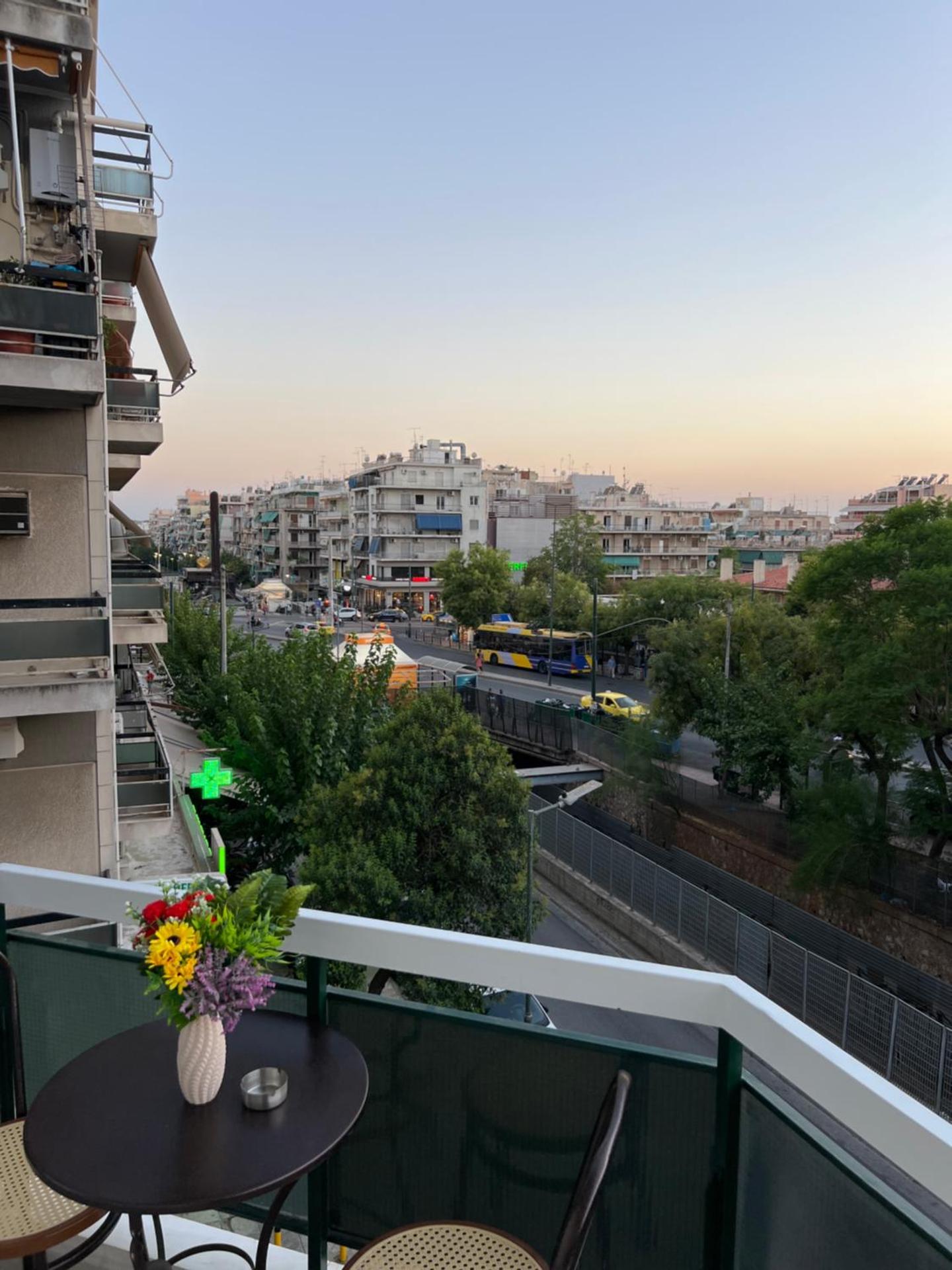 Four Seasons Apartment - Photo 37