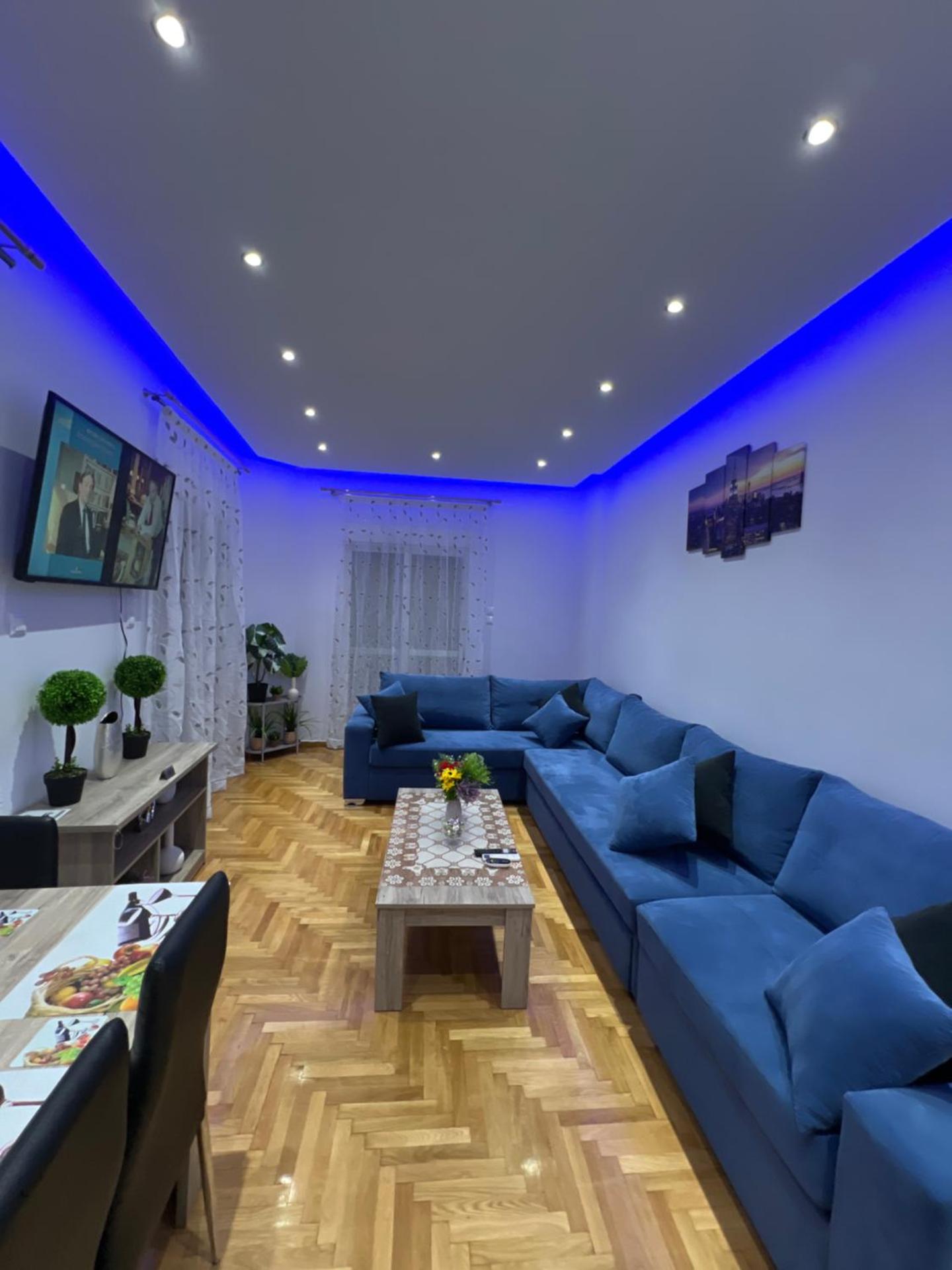 Four Seasons Apartment - Photo 74