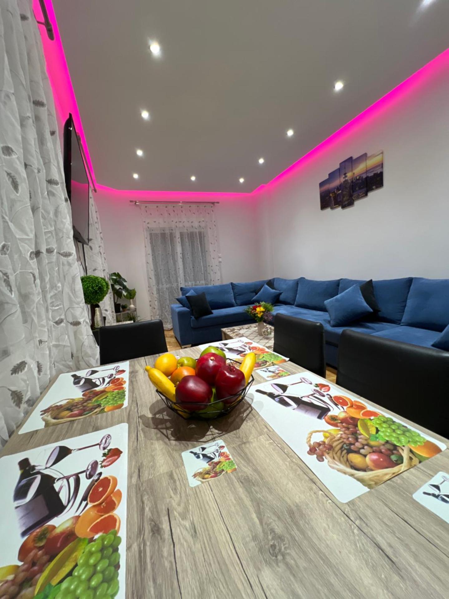 Four Seasons Apartment - Photo 67