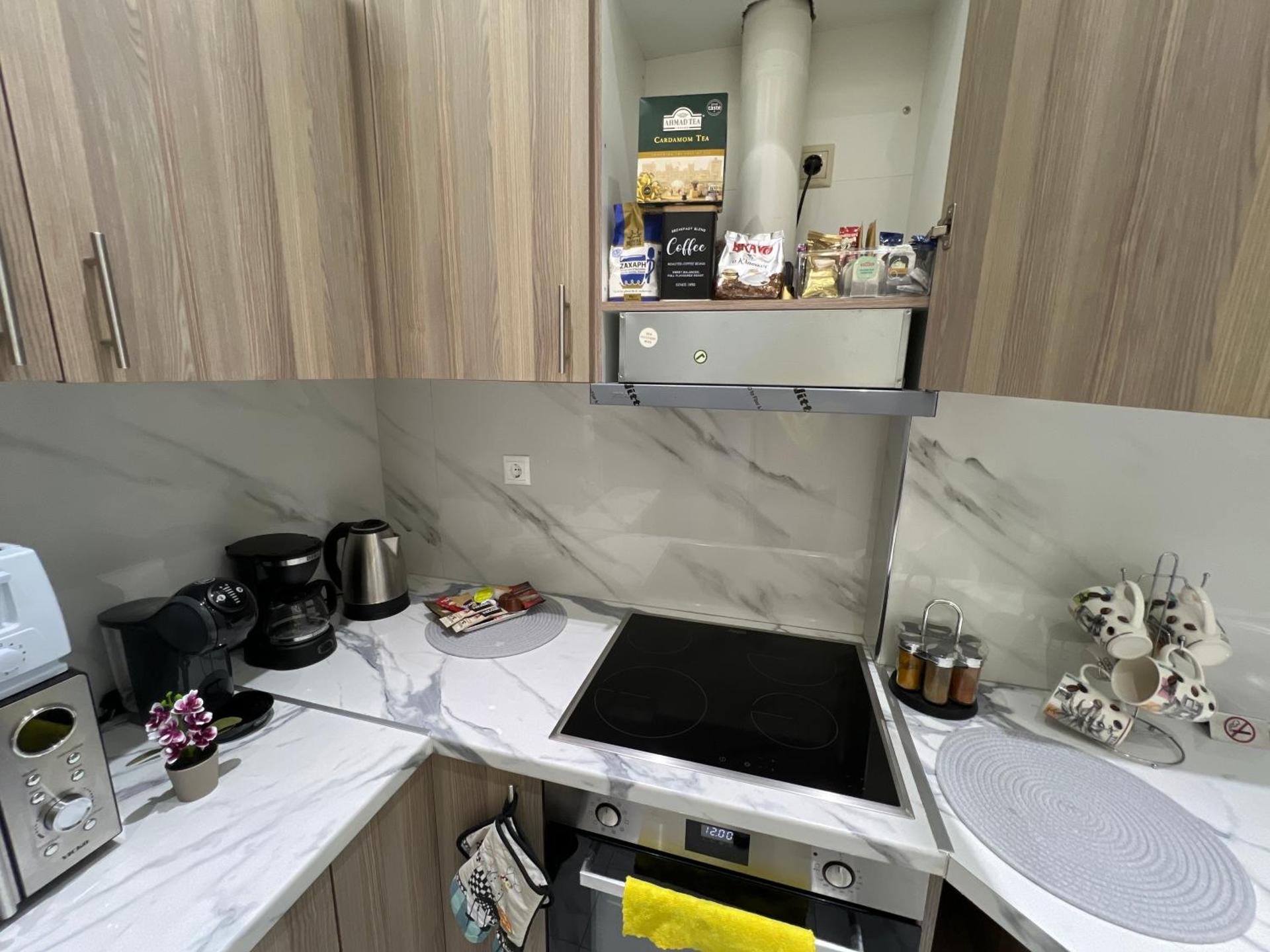 Four Seasons Apartment - Photo 83