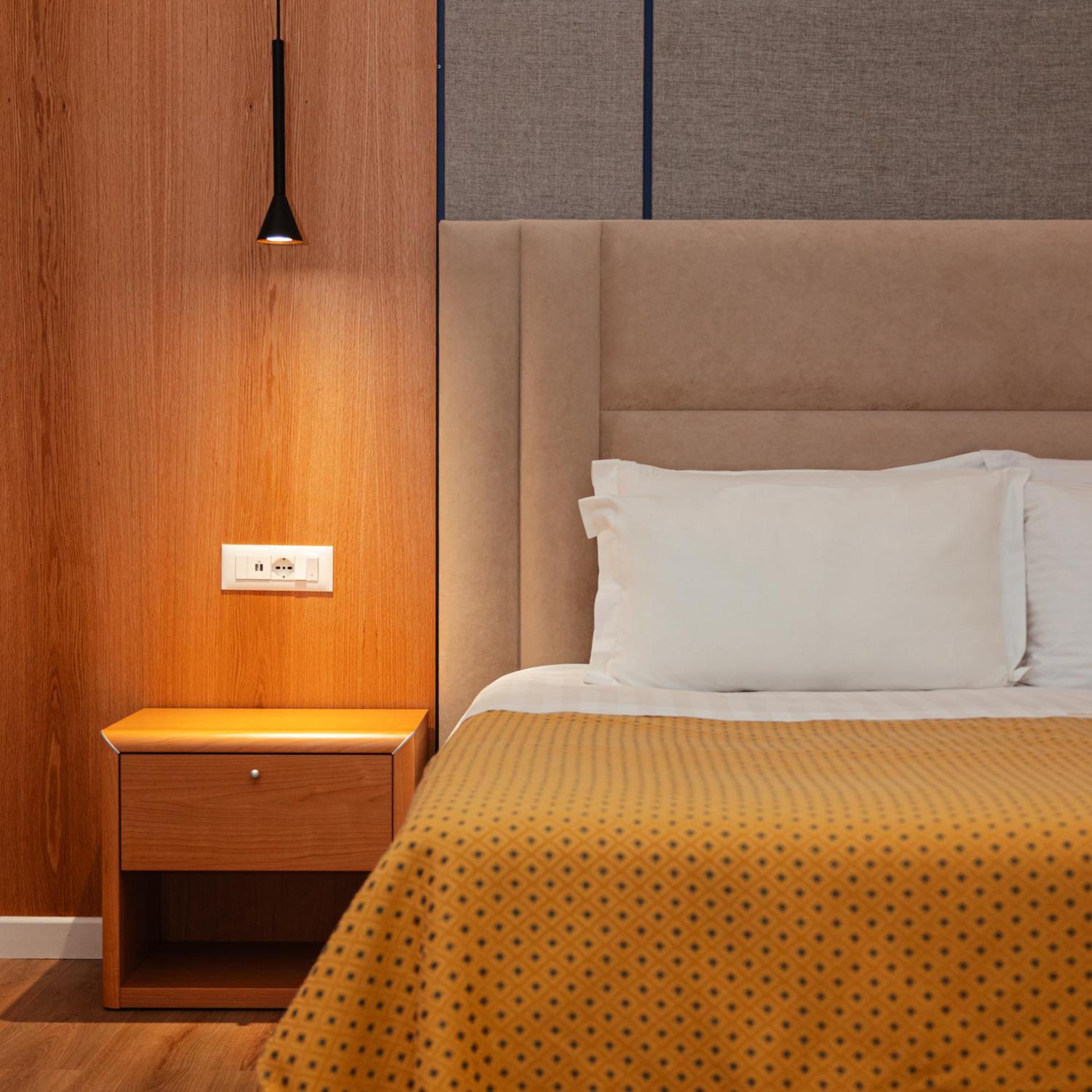 Hotel Airport Tirana - Photo 63