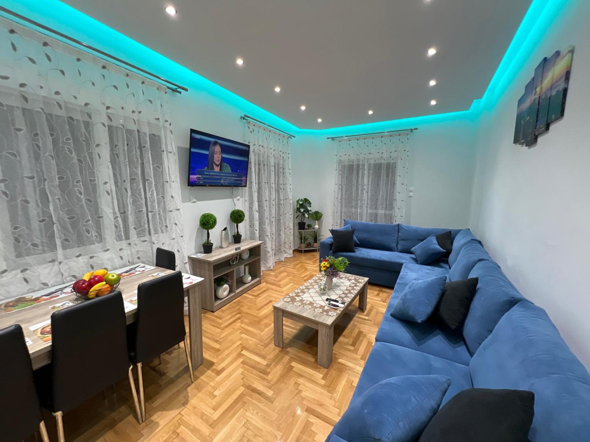 Four Seasons Apartment - Photo 47